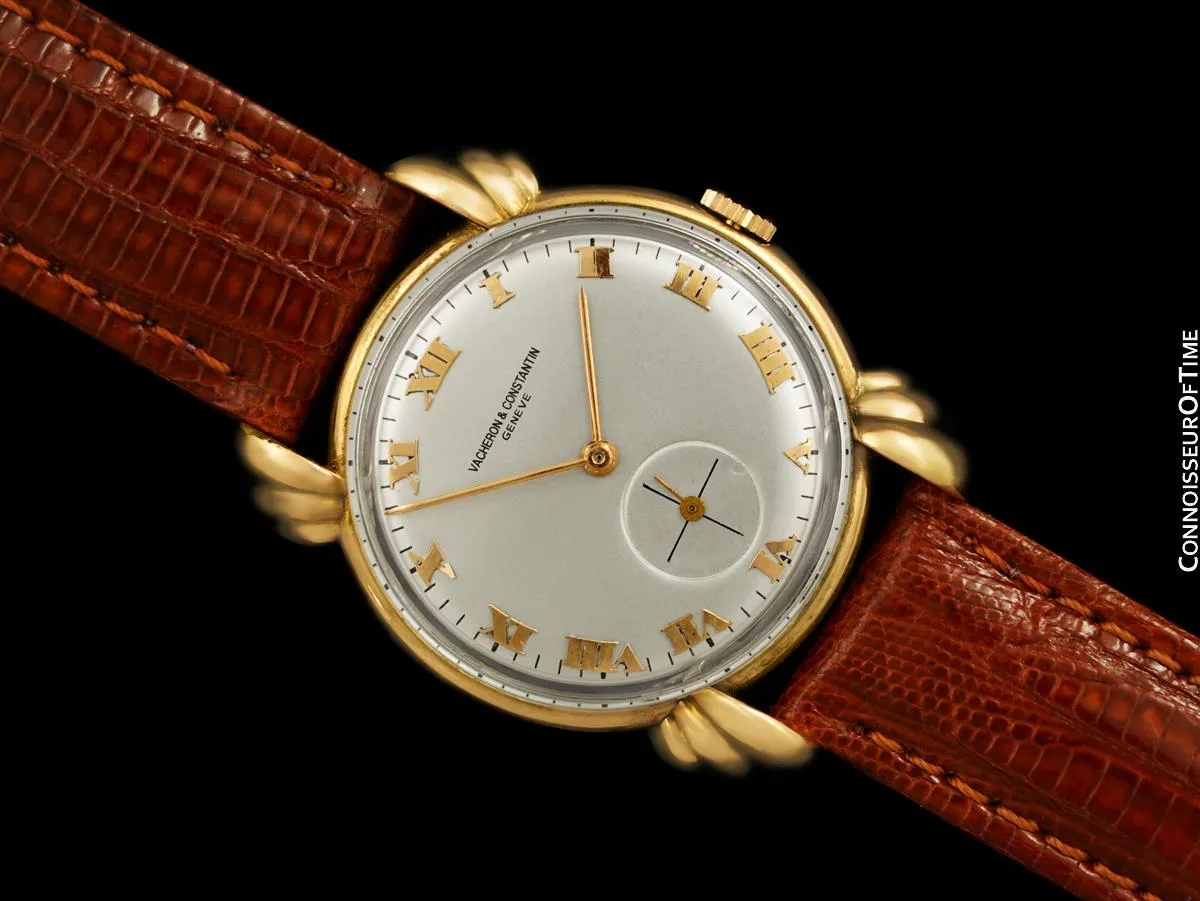 1940's Vacheron & Constantin Vintage Mens Midsize Art Deco Watch with Special Lugs - 18K Rose Gold