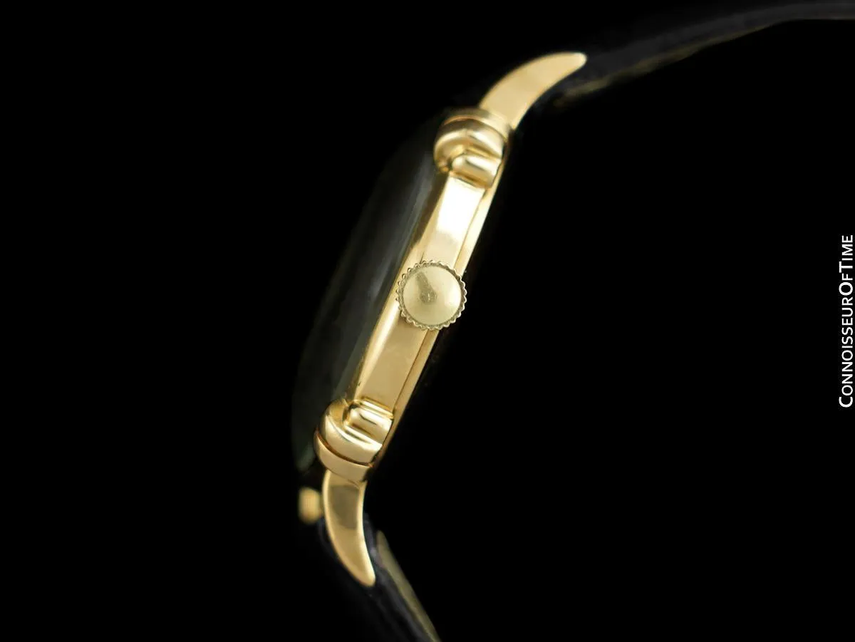 1943 Jaeger-LeCoultre Vintage Mens Midsize Watch, Beautiful Case - 14K Gold