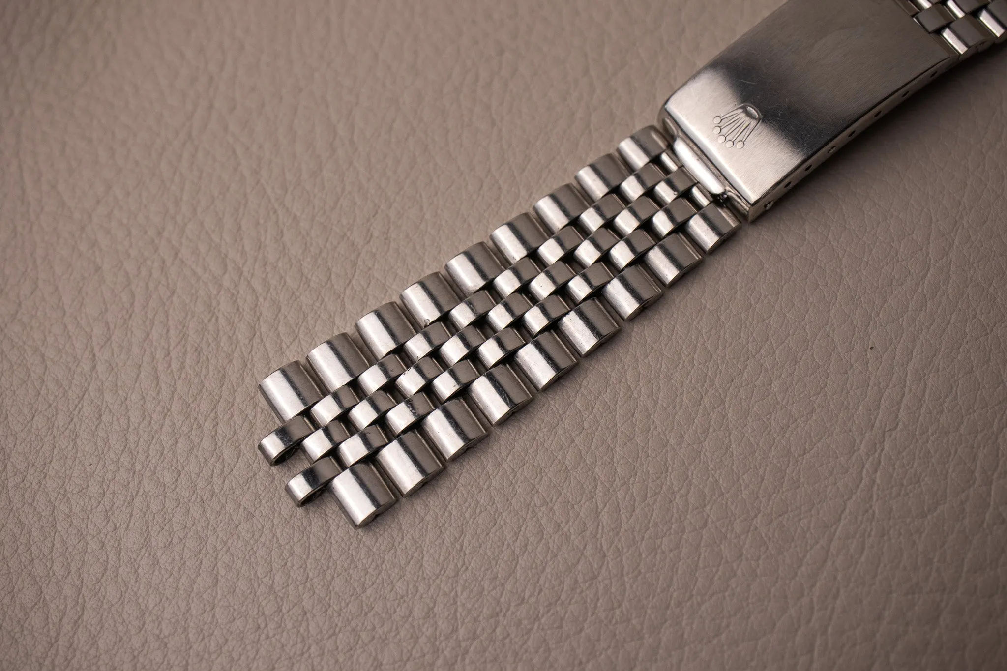1973 Rolex Datejust 1603 'Non Luminous Silver Linen Dial'