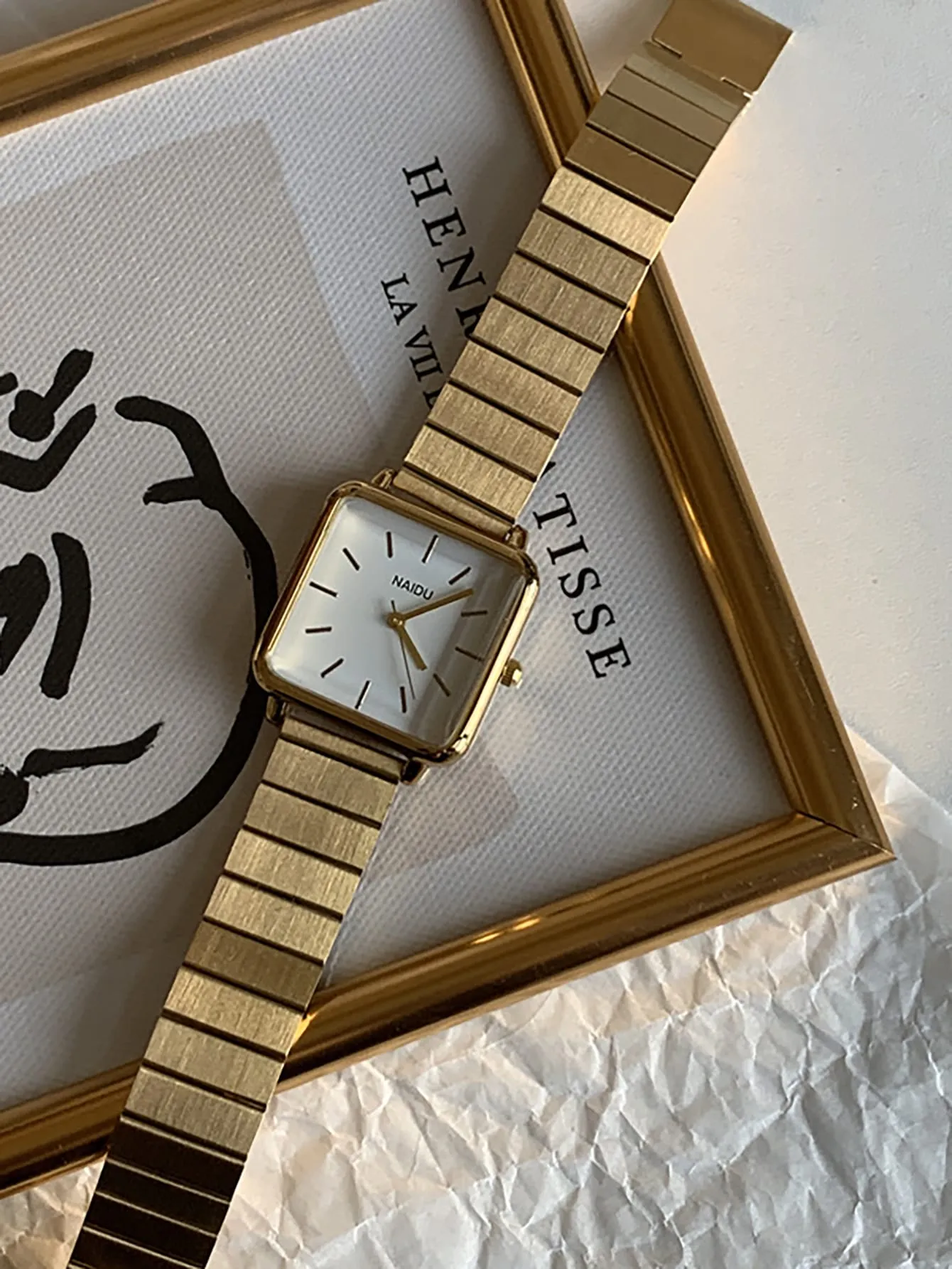 1pc Square Dial Quartz Watch - Gold