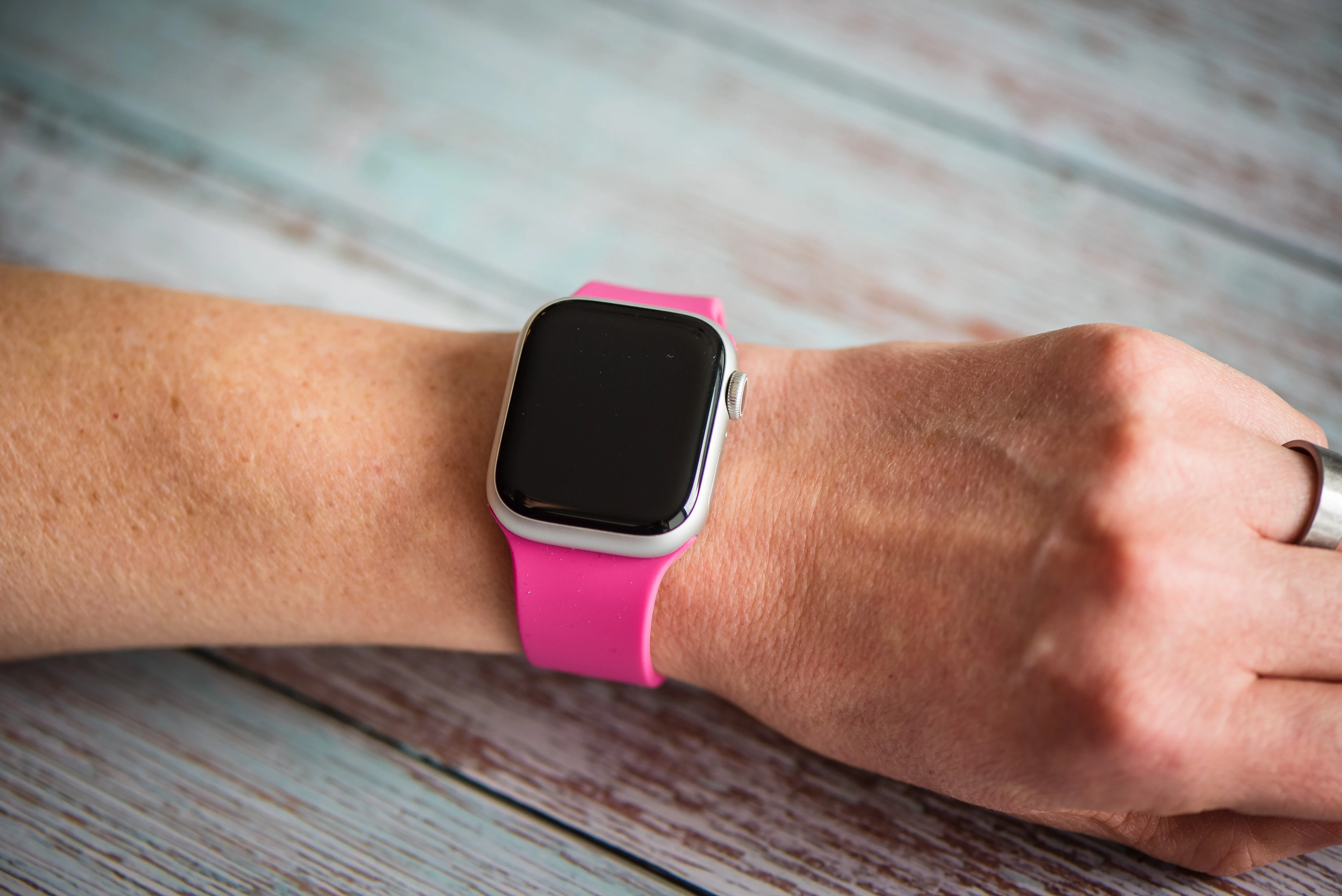 Apple Band - Silicone Solid Buckle - BMR Pink