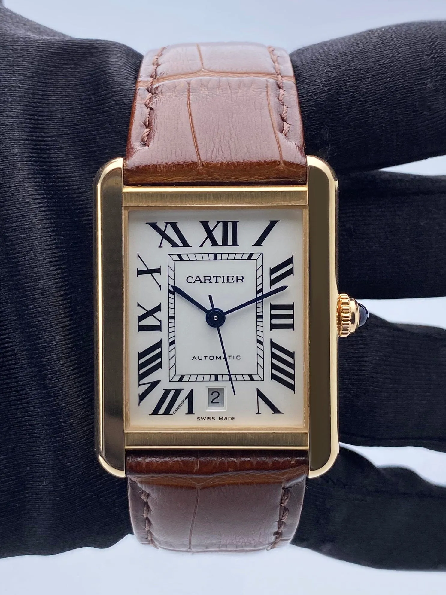Cartier Tank Solo XL W5200026 18K Rose Gold Mens Watch Box Papers