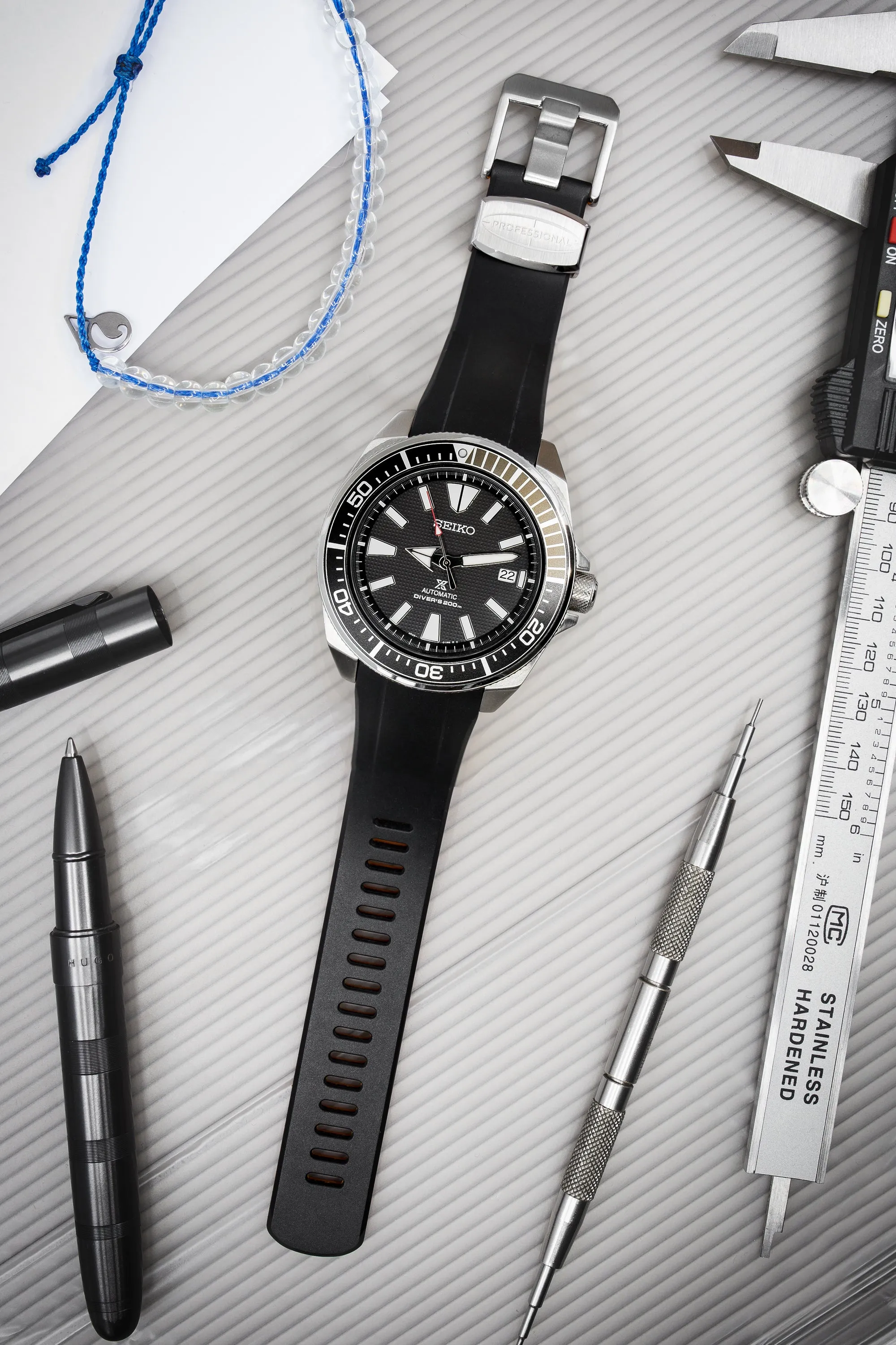 CRAFTER BLUE CB09 Rubber Watch Strap for Seiko "New" Samurai Series – BLACK & ORANGE