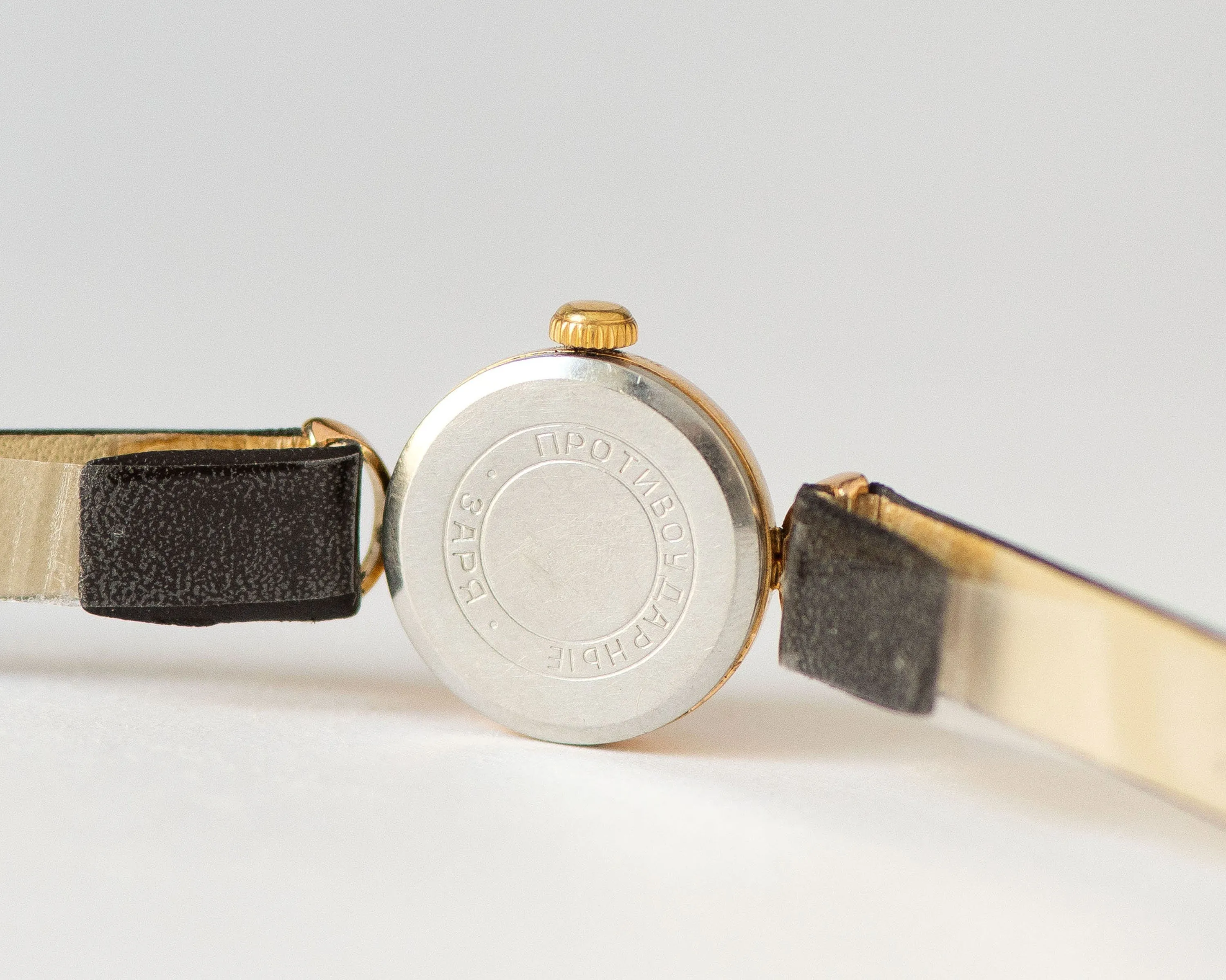Crescent trim case wristwatch for women Dawn, gold plated women retro watch gift, watch lady shockproof vintage, new premium leather band