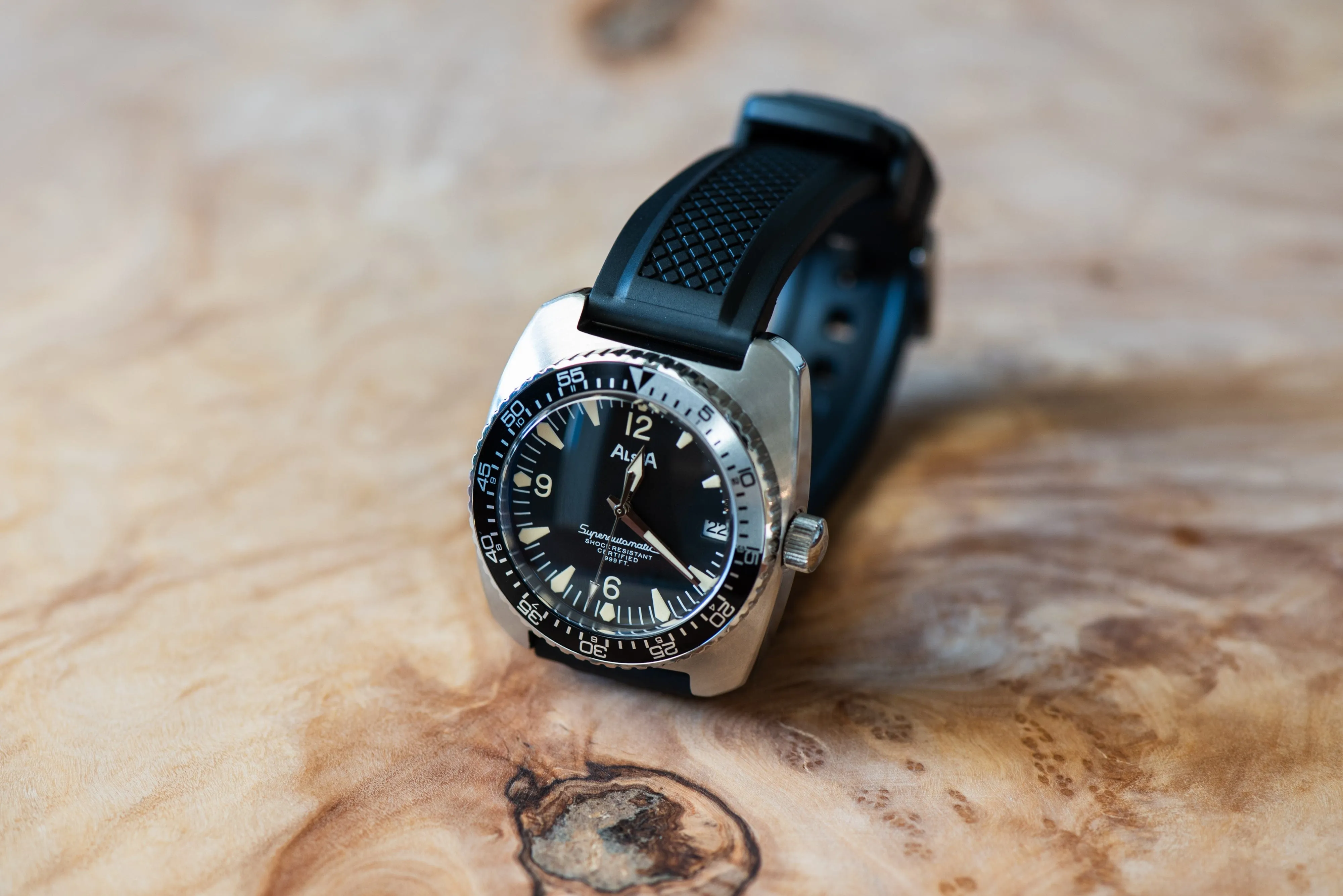 Crosshatch Rubber - Black