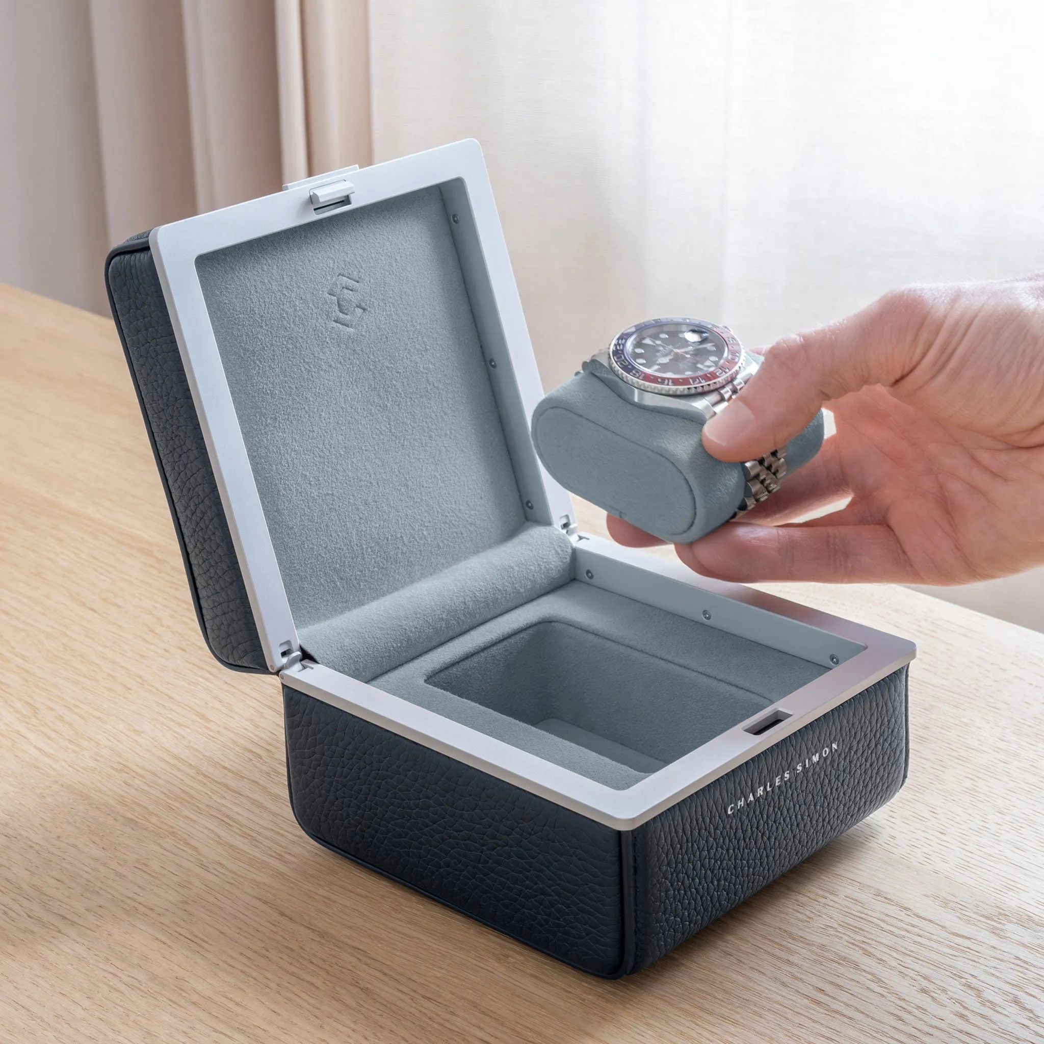 EATON 1 WATCH CASE - MARINE / GREY