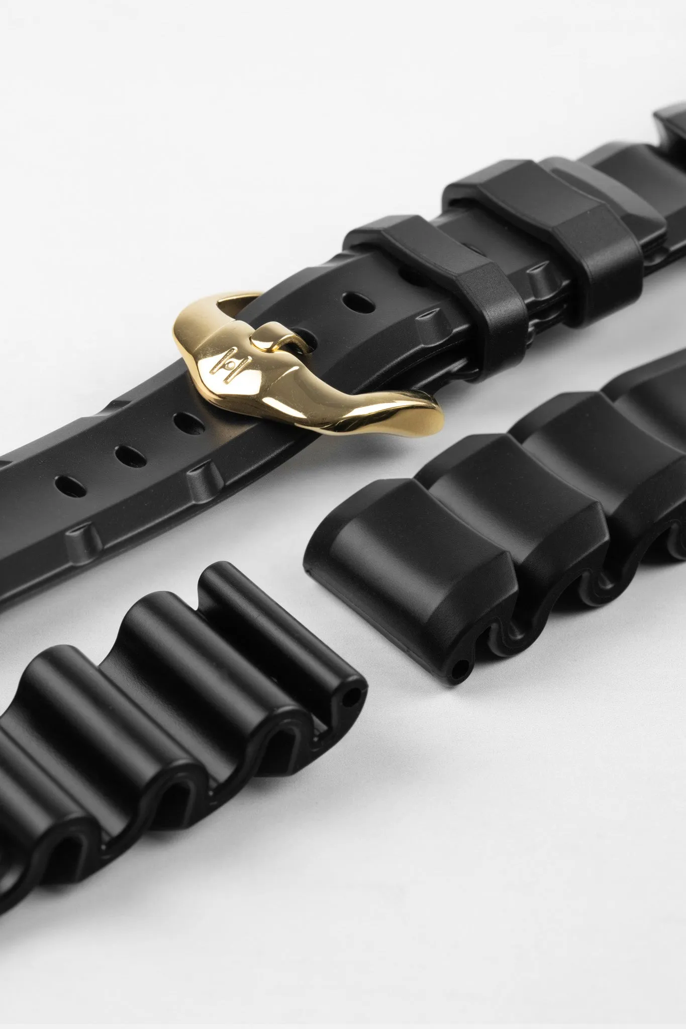 Hirsch EXTREME Natural Rubber Watch Strap in BLACK