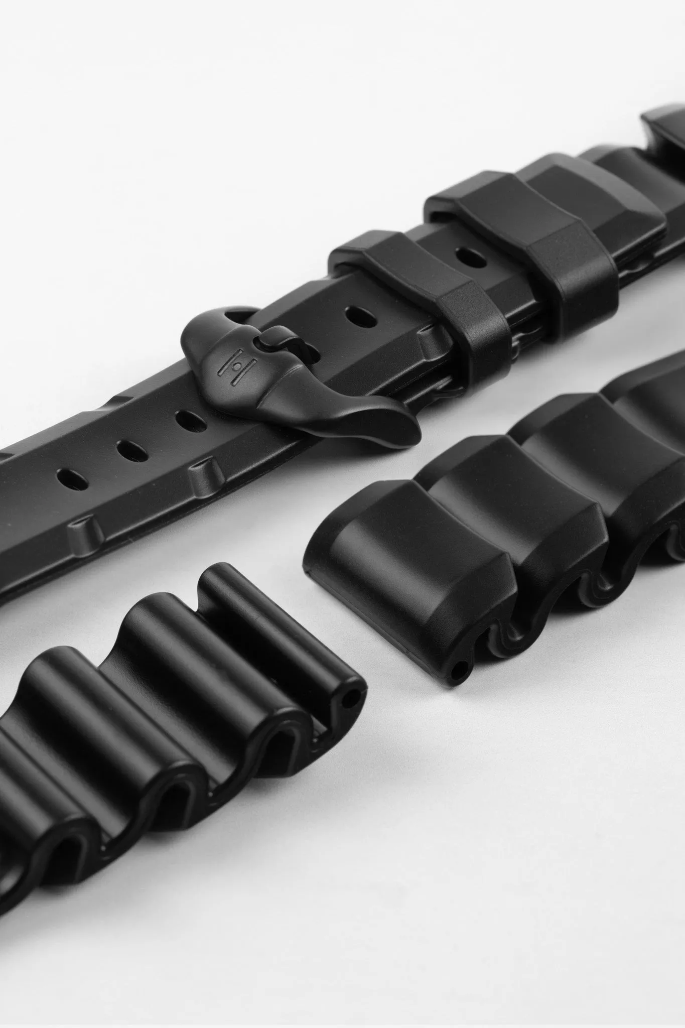 Hirsch EXTREME Natural Rubber Watch Strap in BLACK