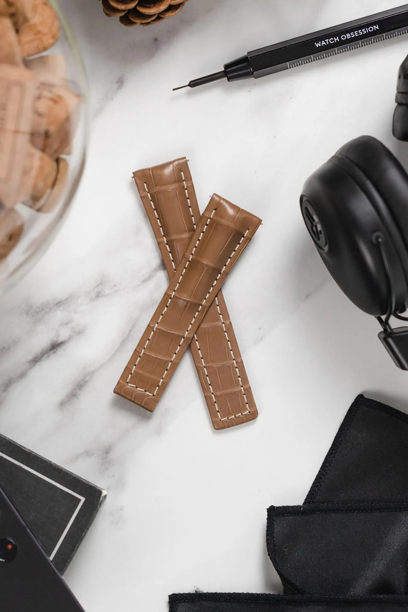Hirsch NAVIGATOR Alligator Deployment Watch Strap in BEIGE