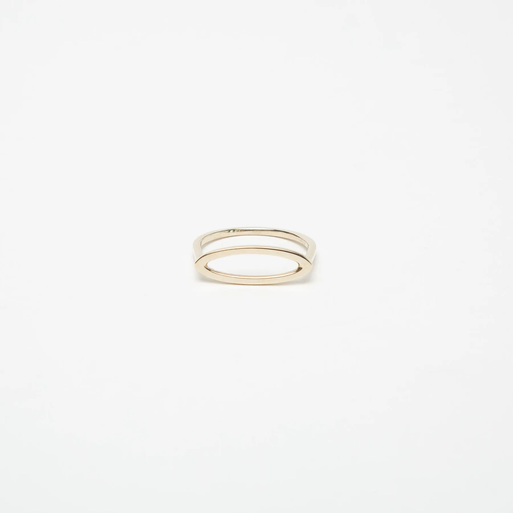 KWIT | 14K GOLD LETTER O RING
