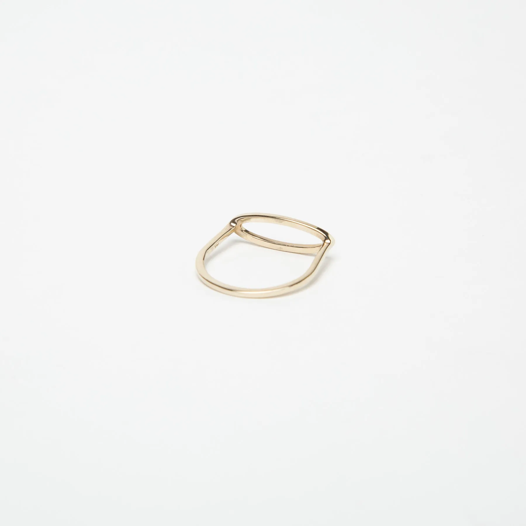 KWIT | 14K GOLD LETTER O RING