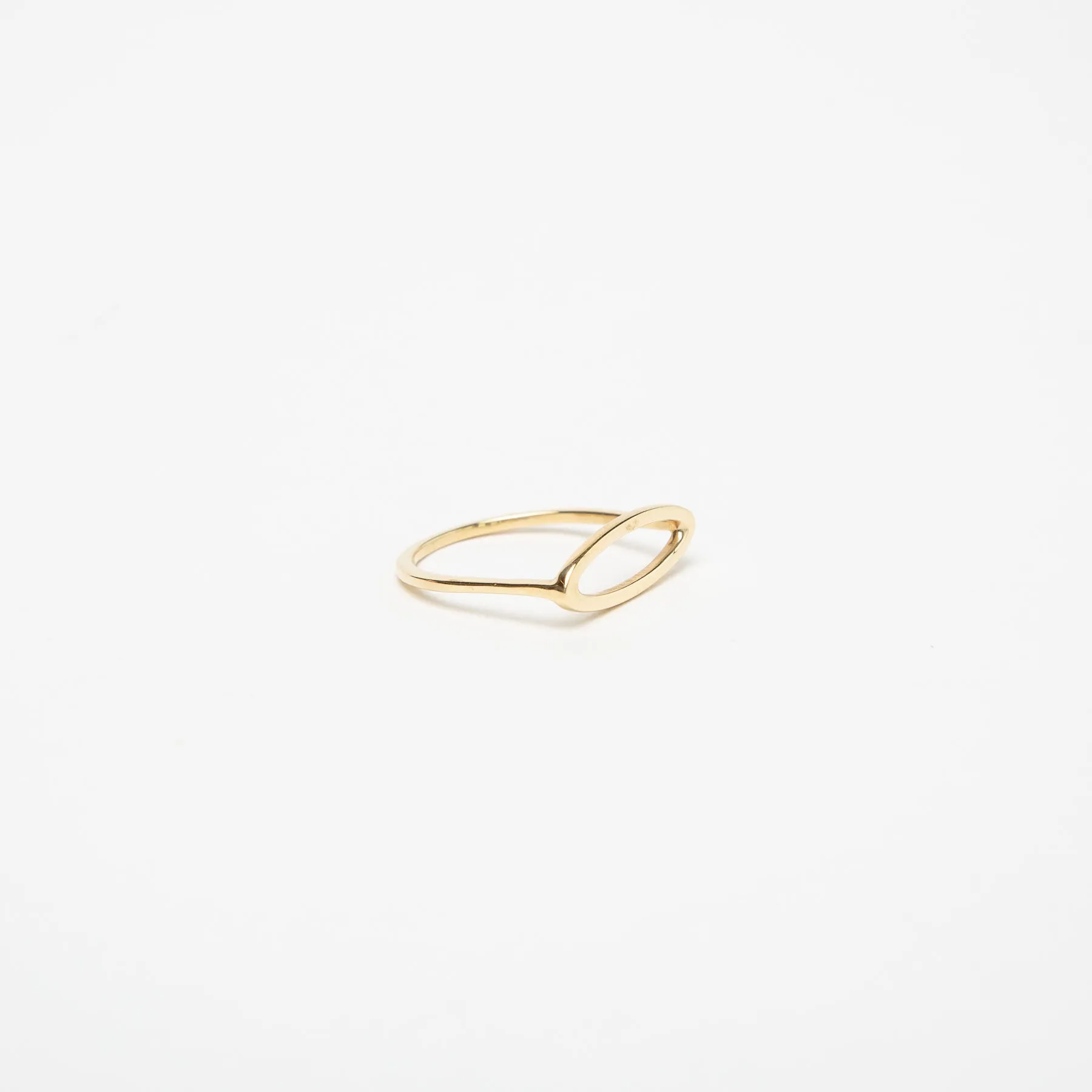 KWIT | 14K GOLD LETTER O RING