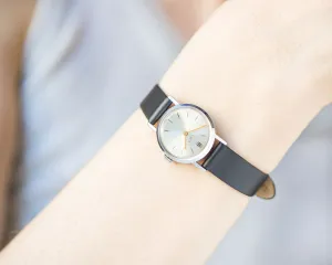 Mint condition women watch minimalist Ray, silver shade vintage lady wristwatch, classic women's watch retro gift, new genuine leather strap