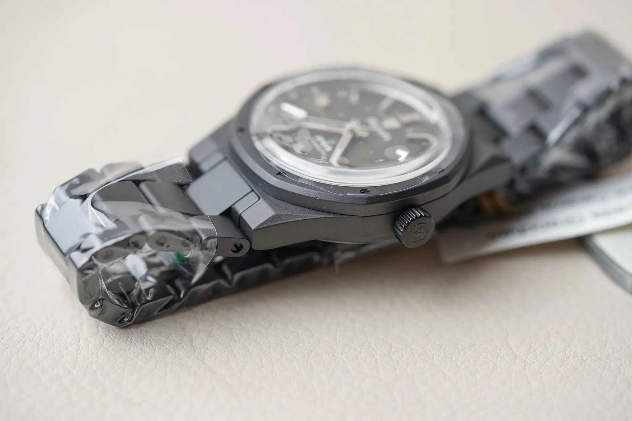 Nivada Grenchen F77 Black Ceramic Meteorite Dial 68020A77