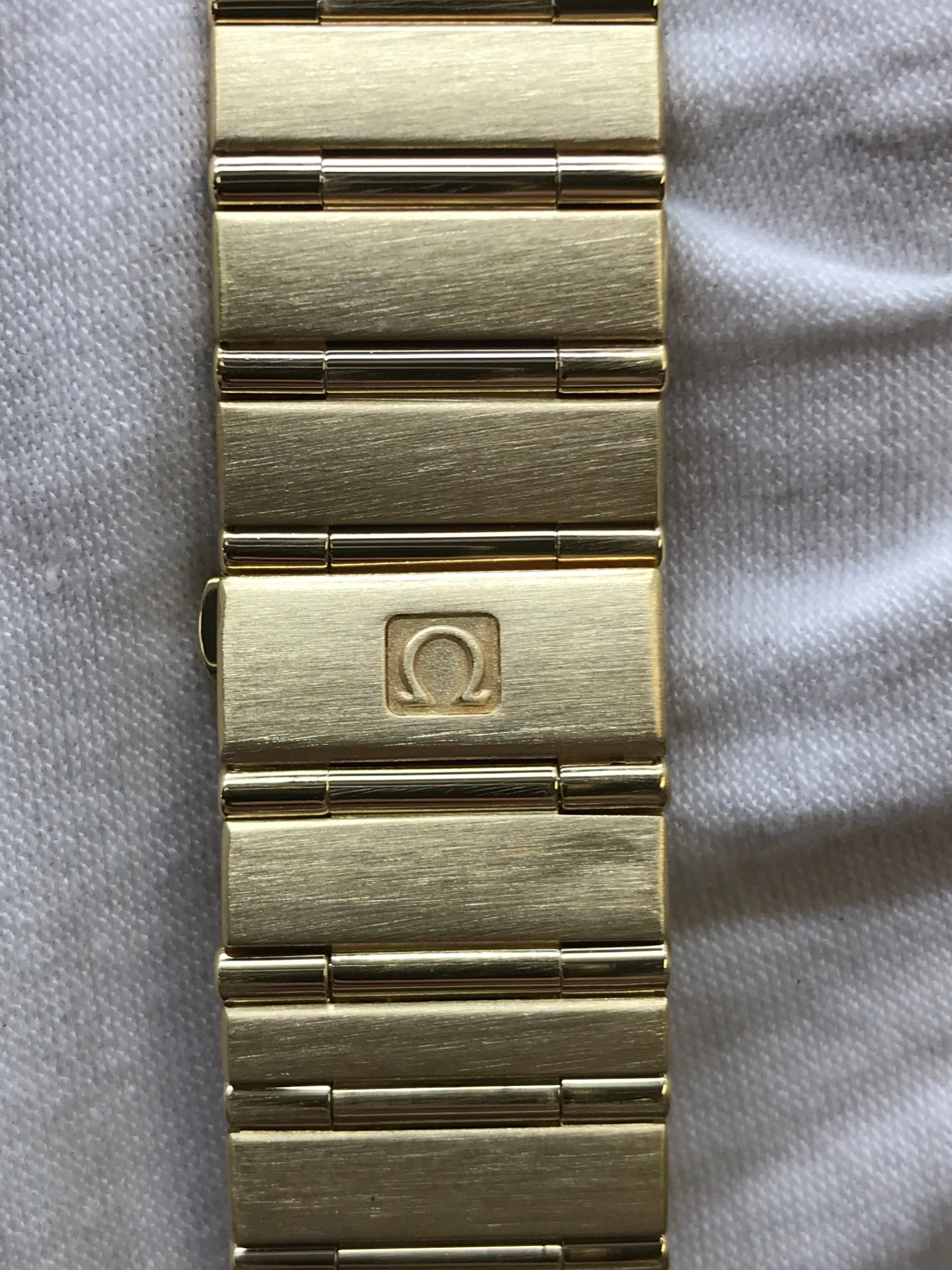 Omega Constellation 1102.10.00 Gold Dial Automatic Men's Watch