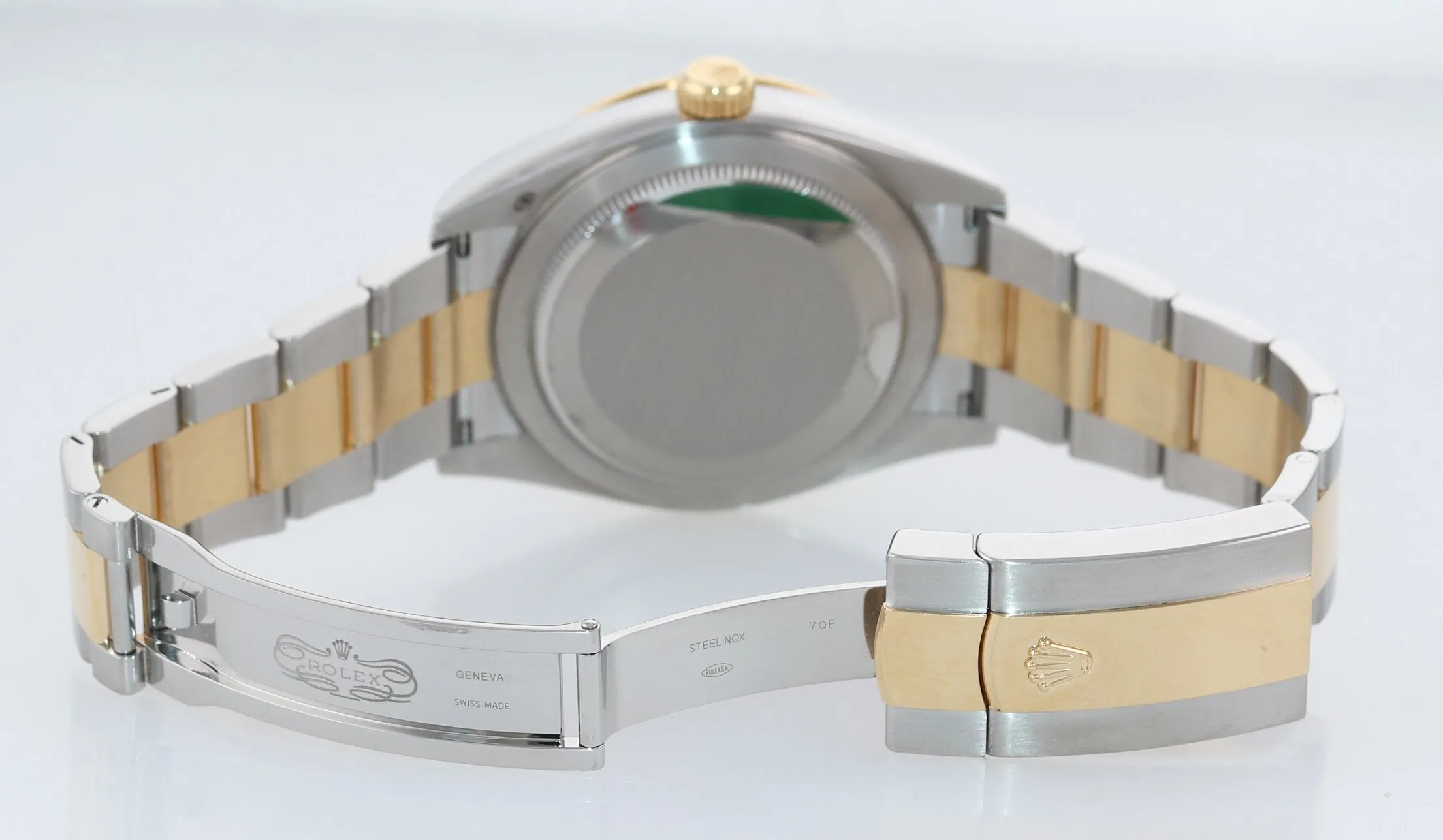 PAPERS Rolex Sky-Dweller 326933 White Two Tone Gold Steel White Watch Box