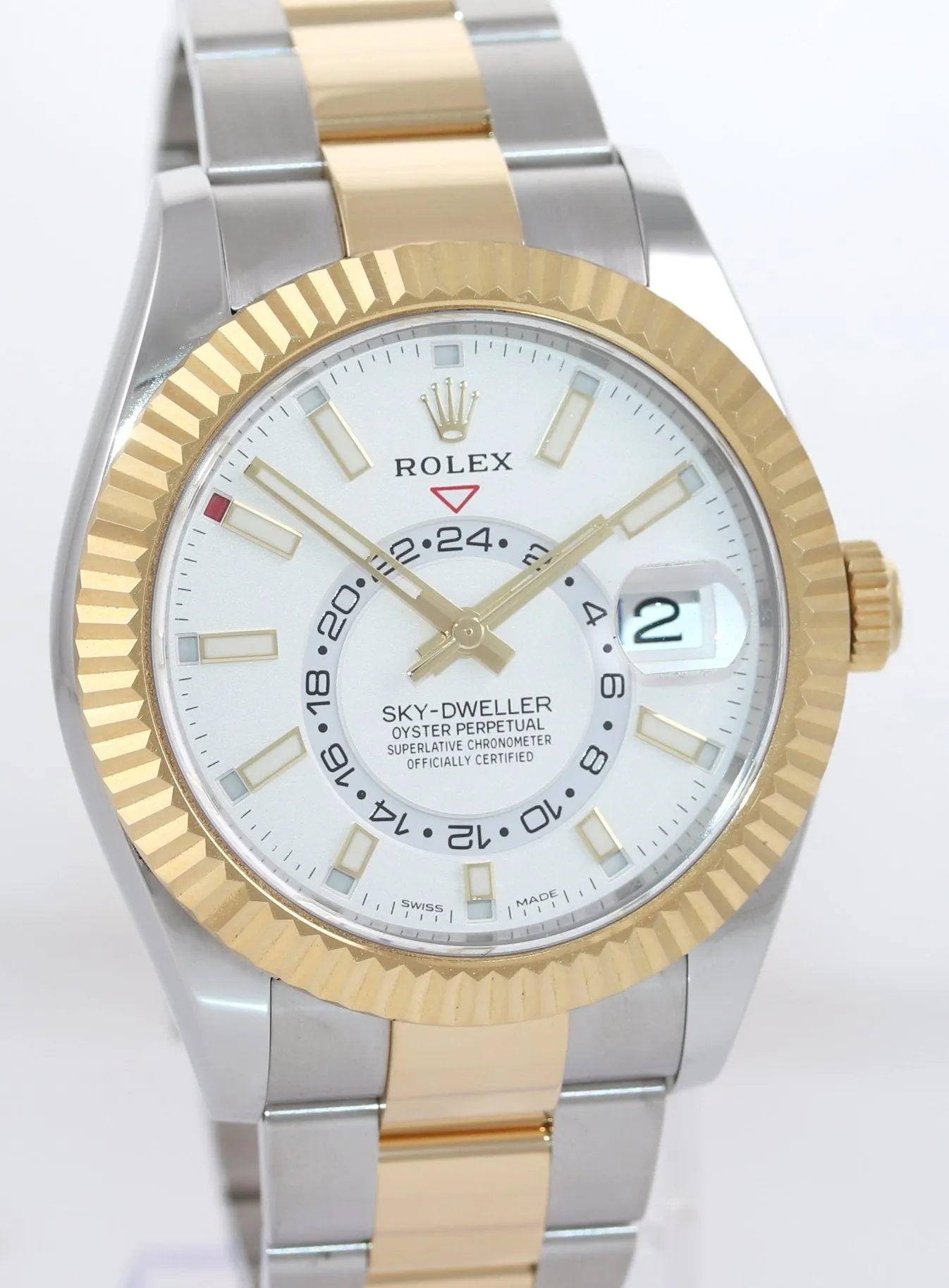 PAPERS Rolex Sky-Dweller 326933 White Two Tone Gold Steel White Watch Box