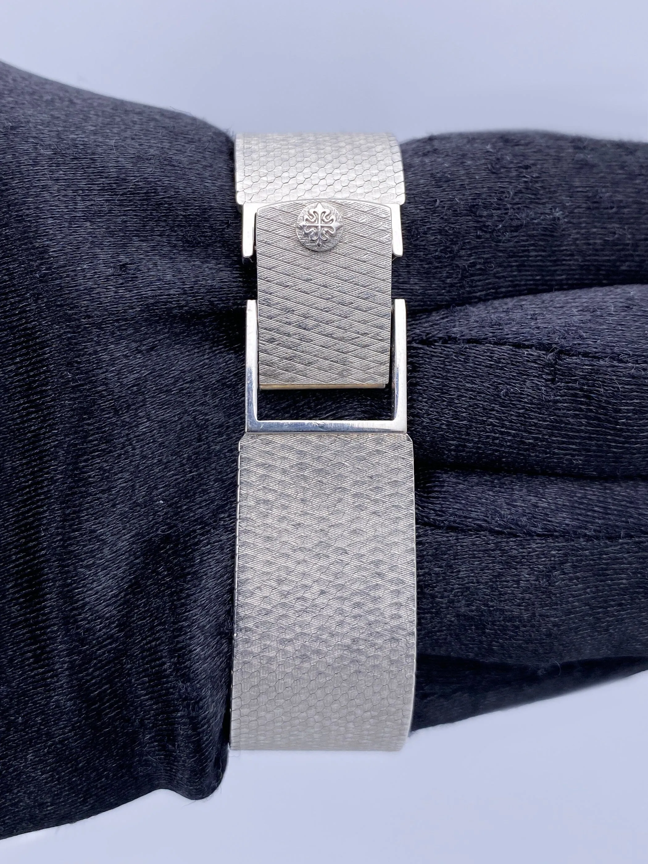 Patek Philippe Calatrava 3520D 18K White Gold Mens Watch