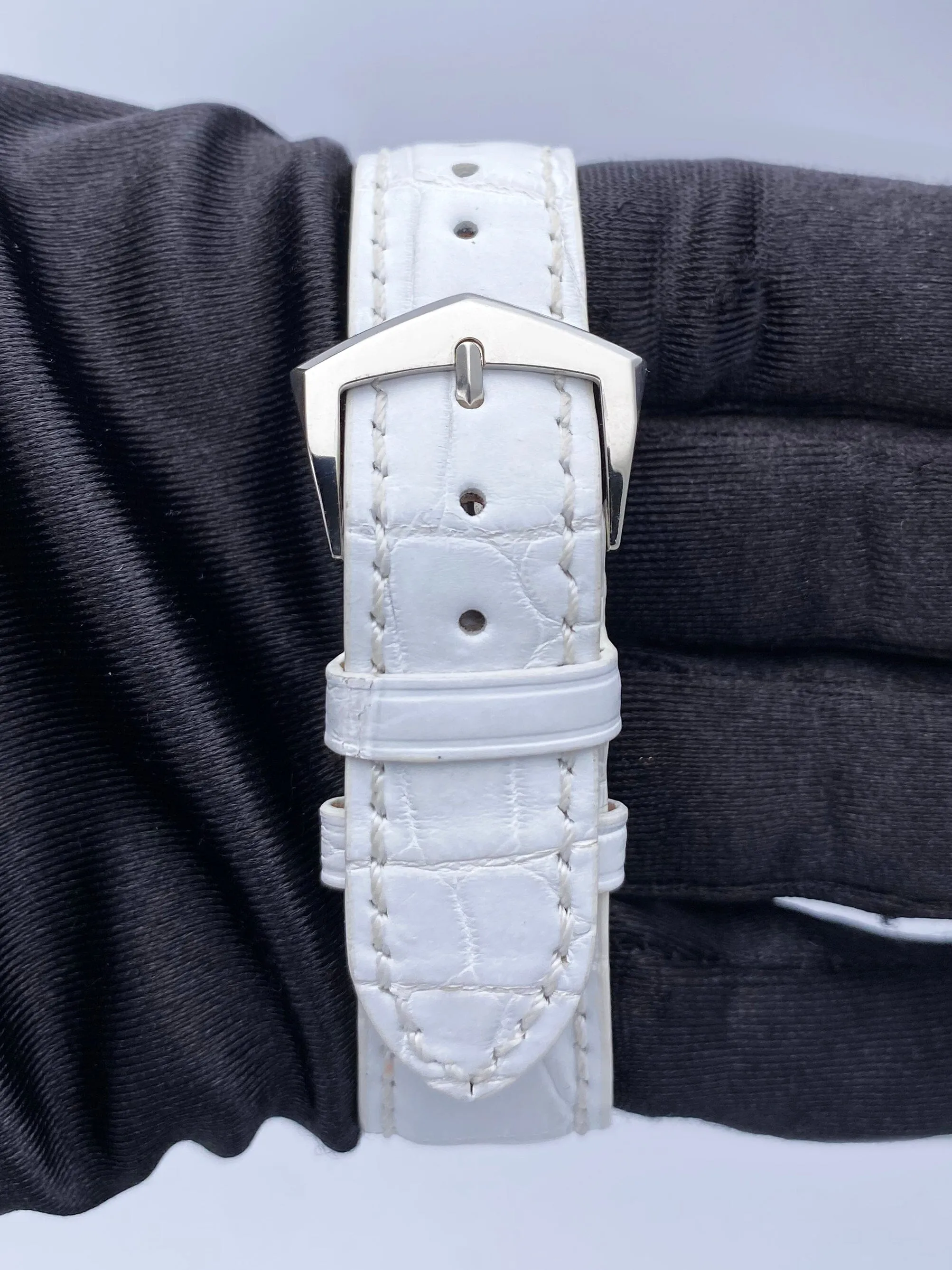 Patek Philippe Calatrava 5116G 18K White Gold Mens Watch