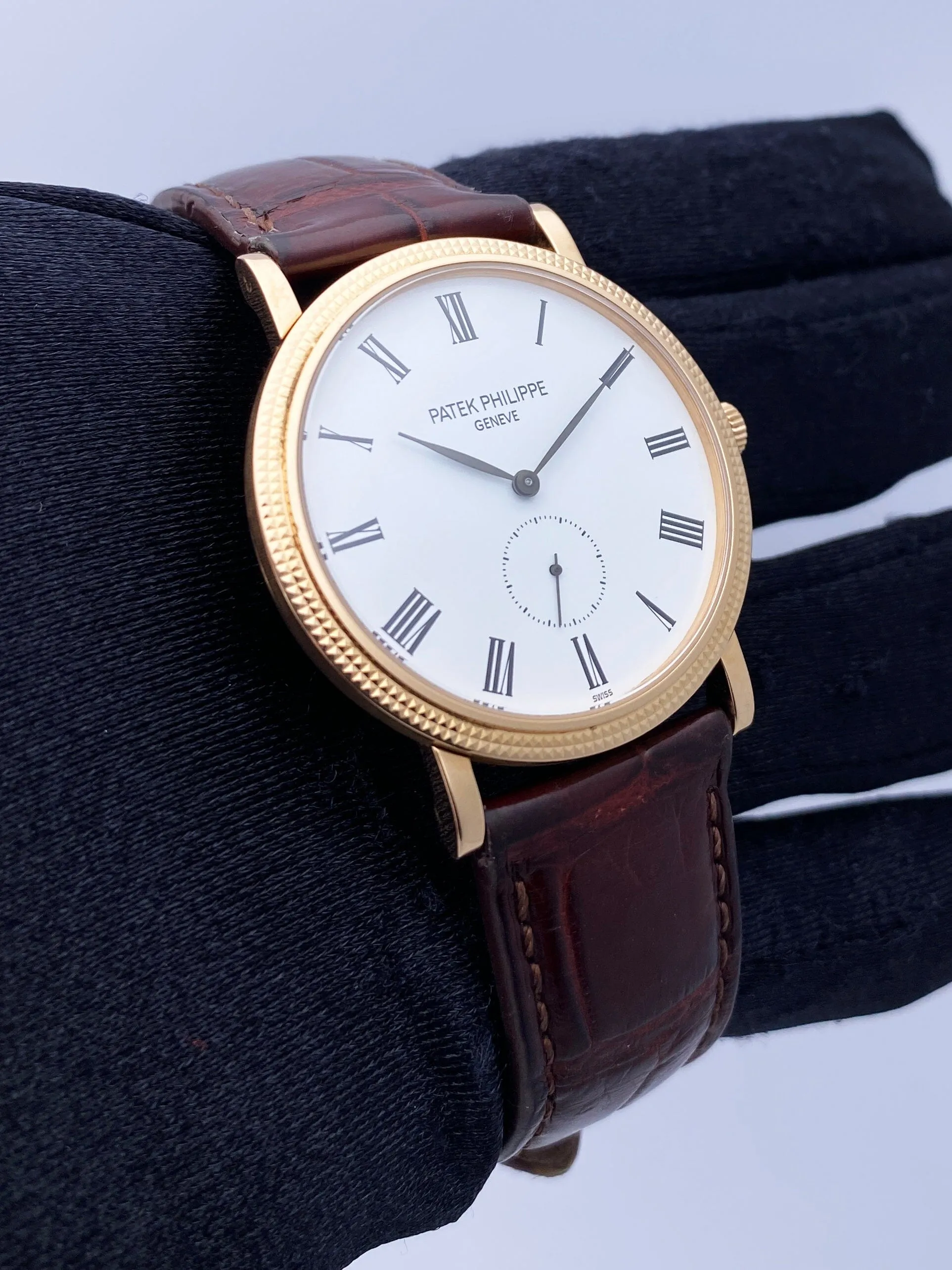 Patek Philippe Calatrava 5119R 18K Rose Gold Mens Watch