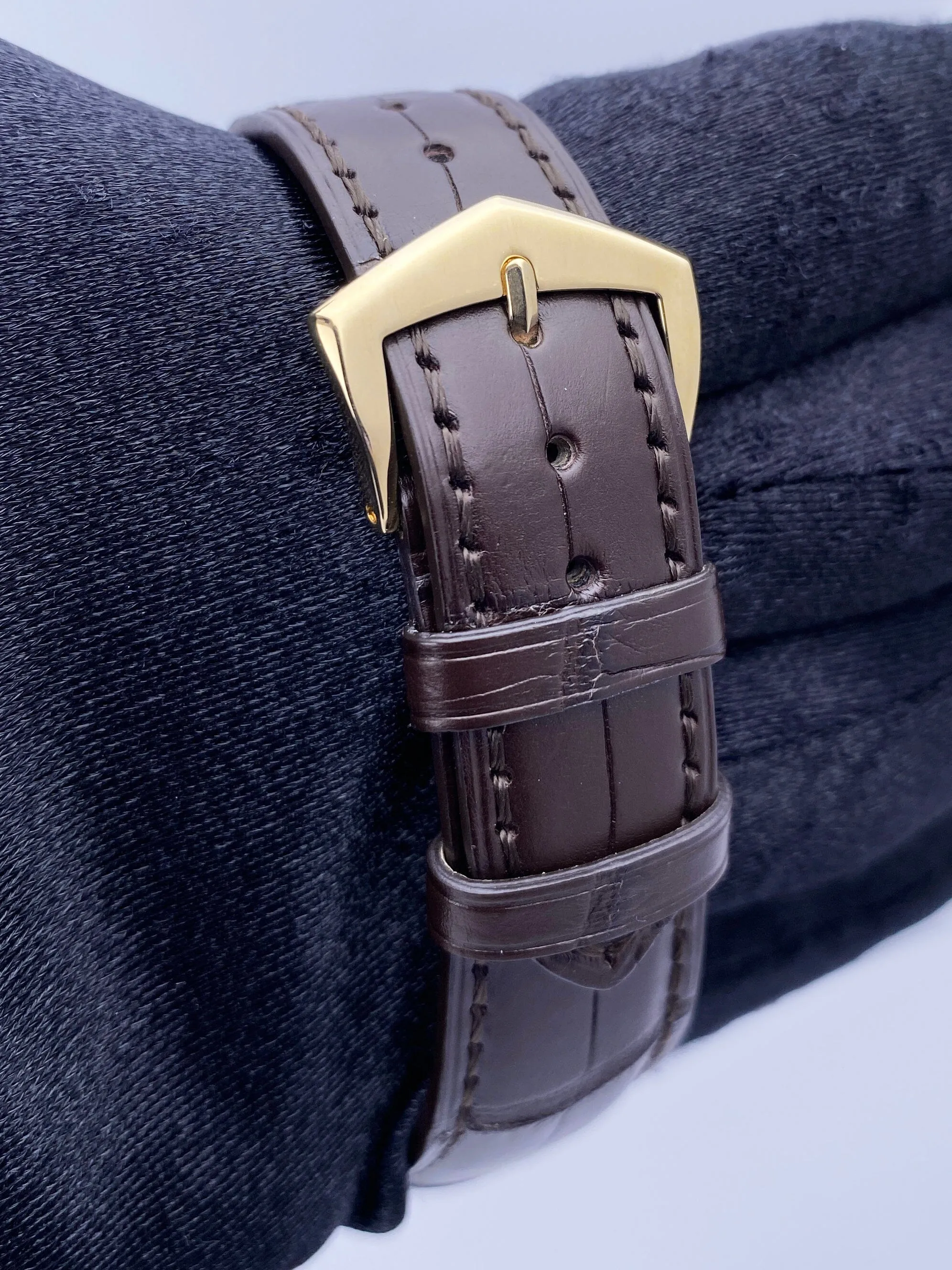 Patek Philippe Calatrava 5196J Yellow Gold Mens Watch