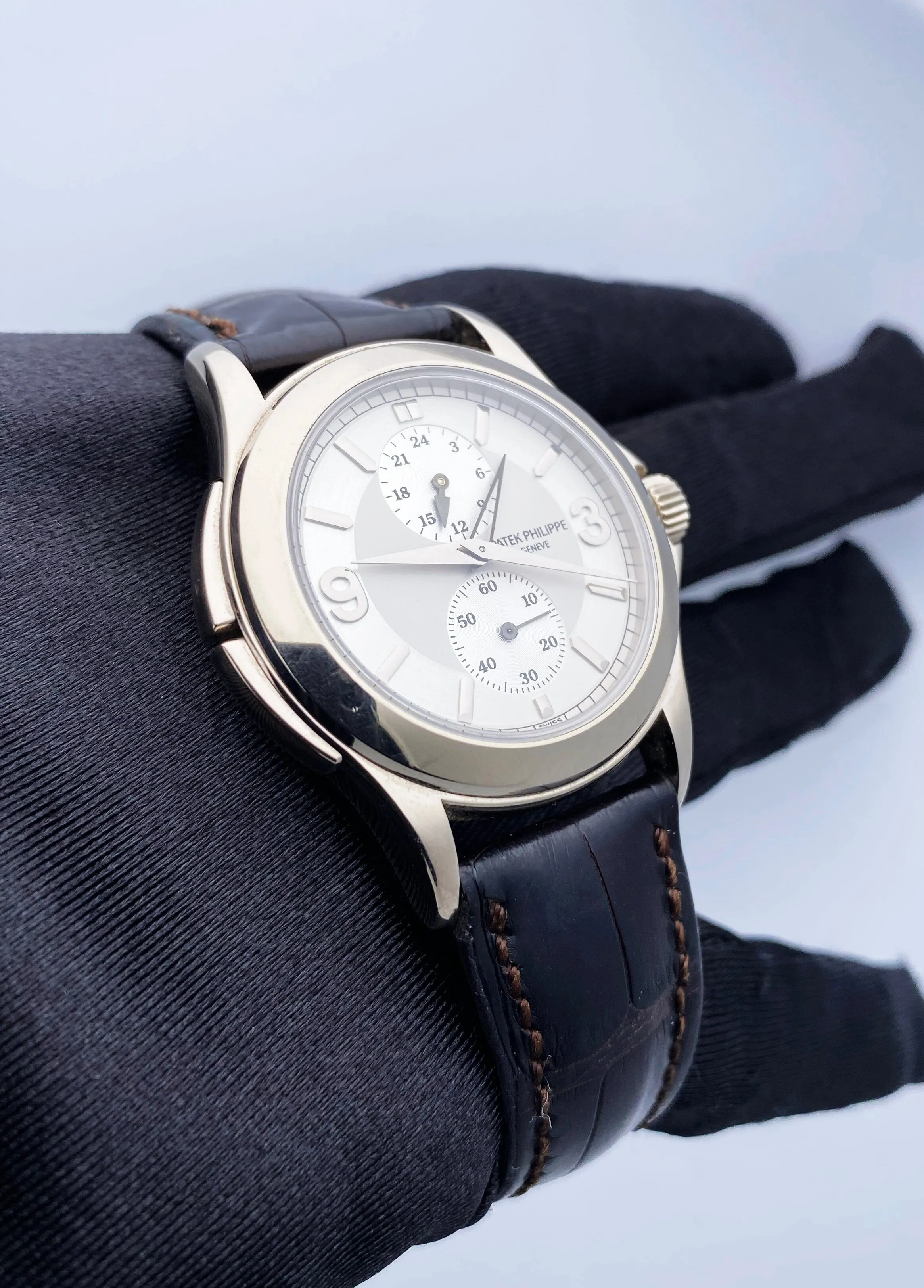 Patek Philippe Calatrava Travel Time 5134G 18K White Gold Mens Watch Box Papers