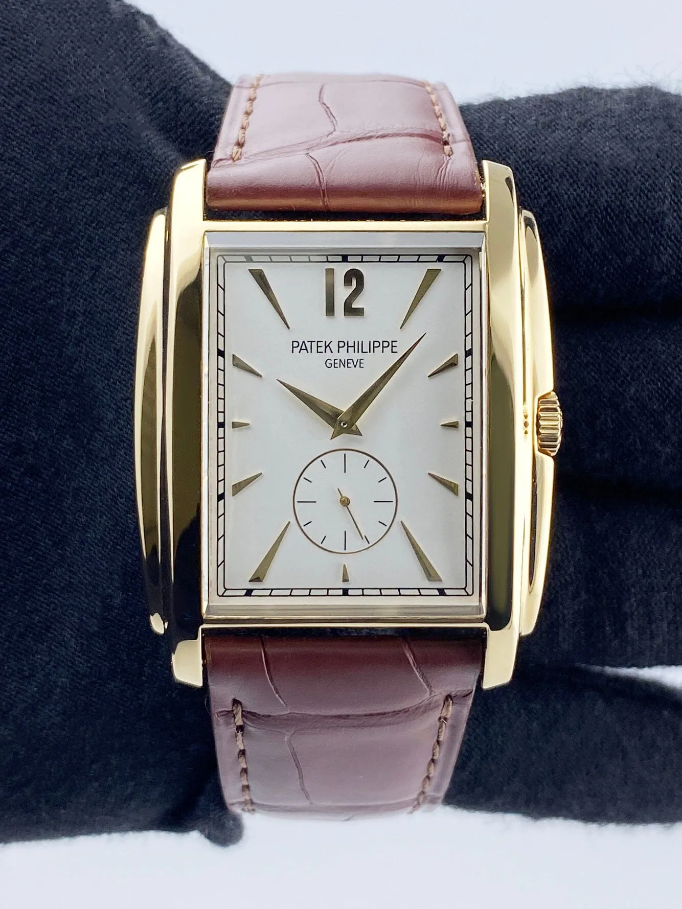 Patek Philippe Gondolo 5124J 18K Yellow Gold Mens Watch With Archives