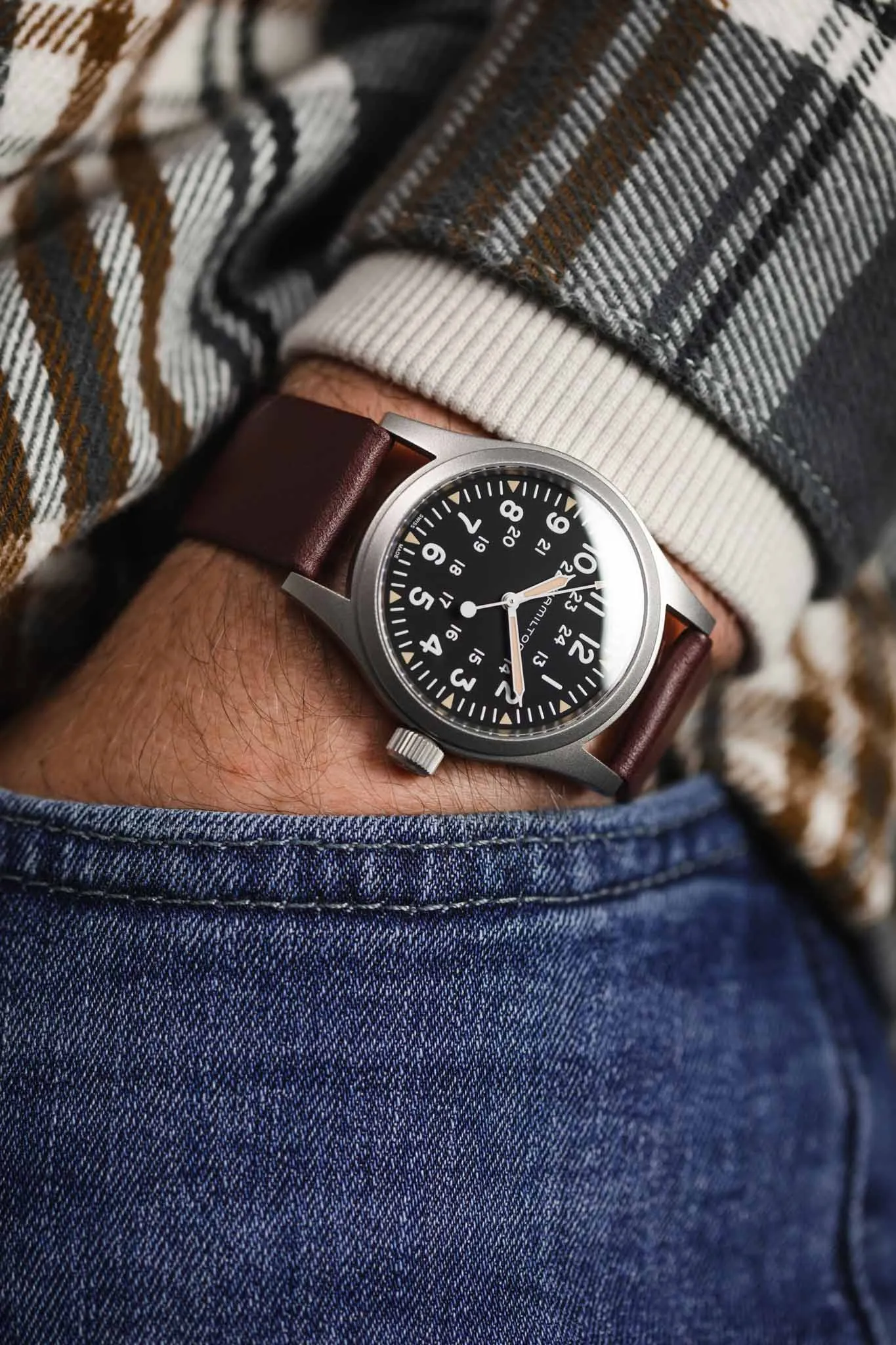 RIOS1931 CLASSIC Low-Profile Leather Watch Strap in BURGUNDY