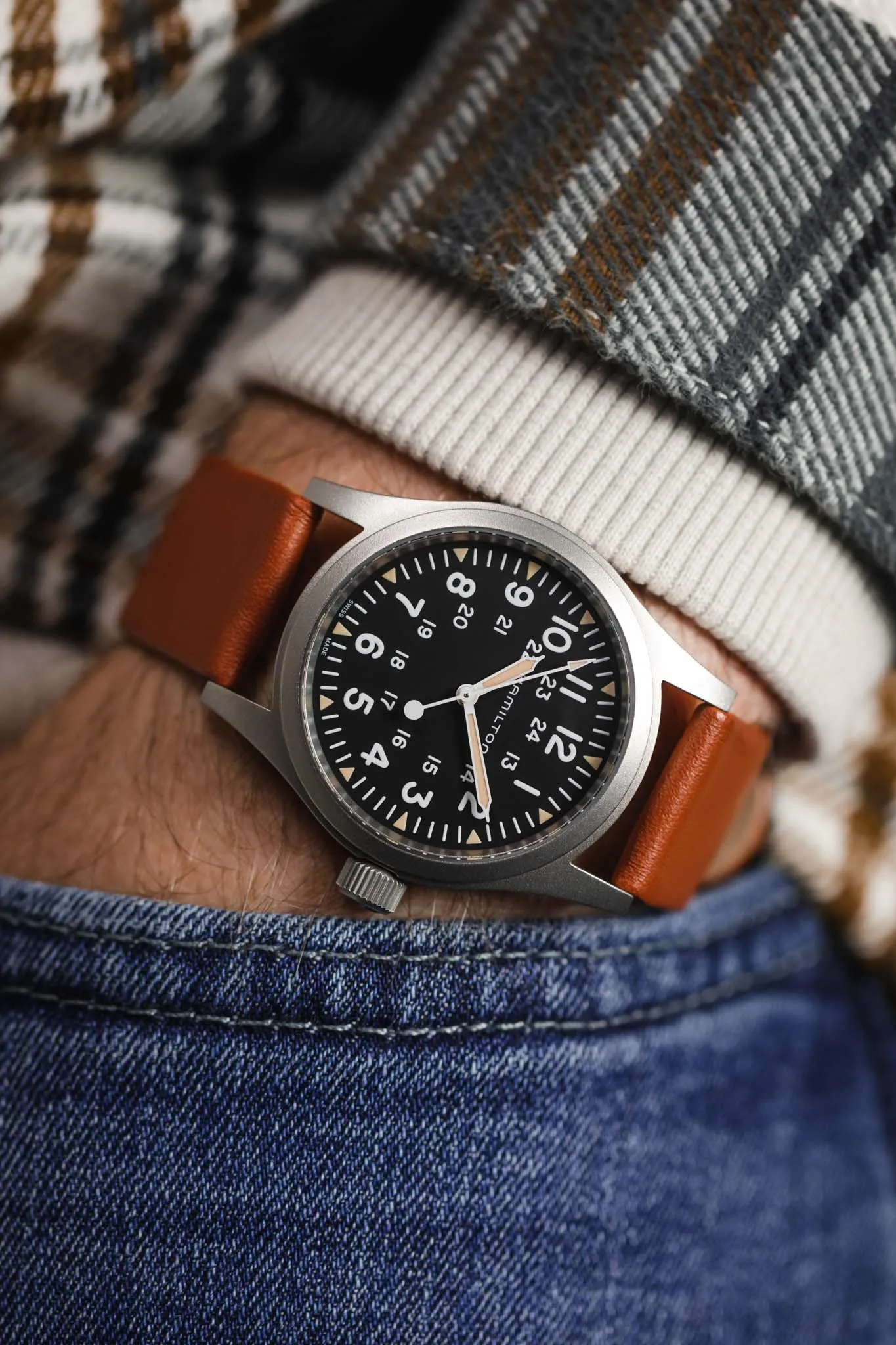 RIOS1931 CLASSIC Low-Profile Leather Watch Strap in COGNAC