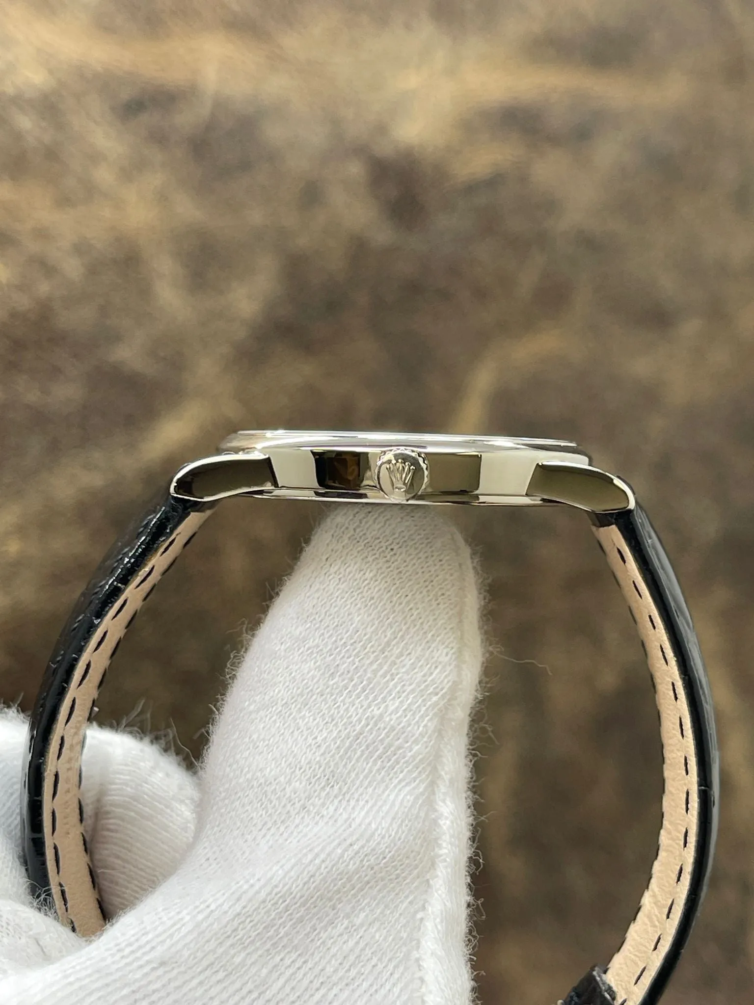 Rolex  Cellini 32mm 18K White Gold 5116 Rhodium Grey Dial Manual Wind Watch
