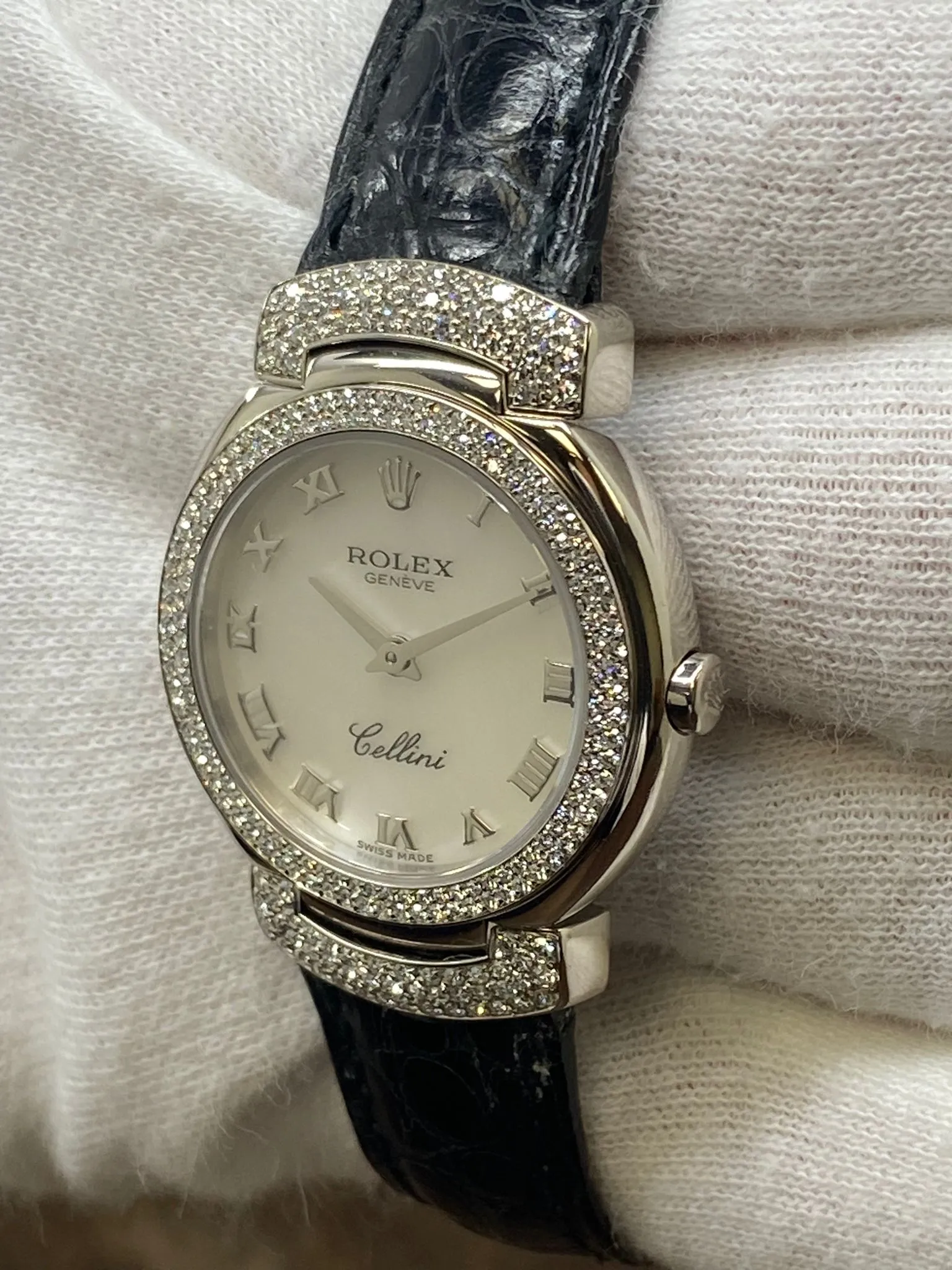 Rolex Cellini Cellissima Diamond 6673 White MOP Dial Quartz Women's Watch