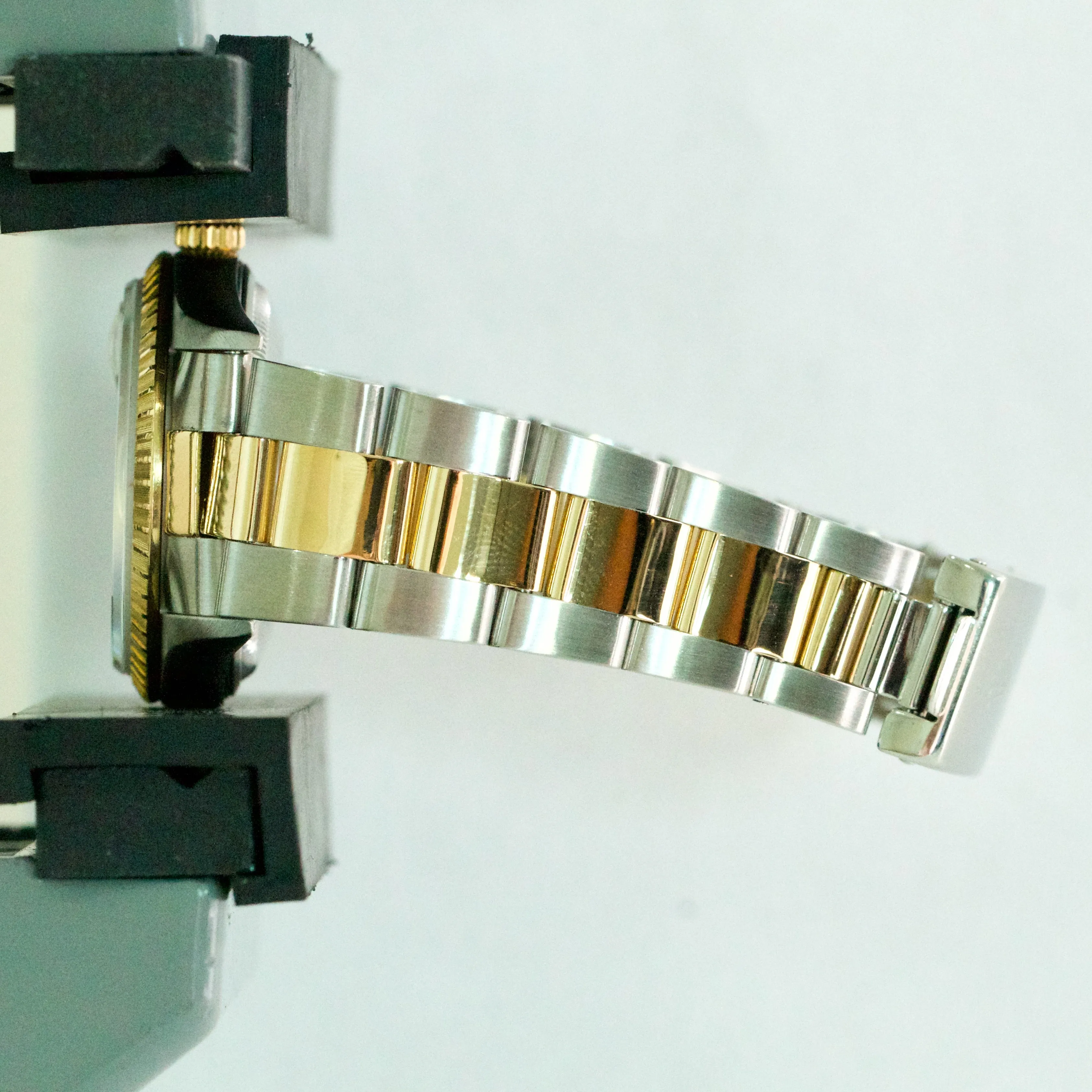 Rolex Date 34mm BLUE Two-Tone Yellow Gold Steel Engine Turned Oyster Watch 15223