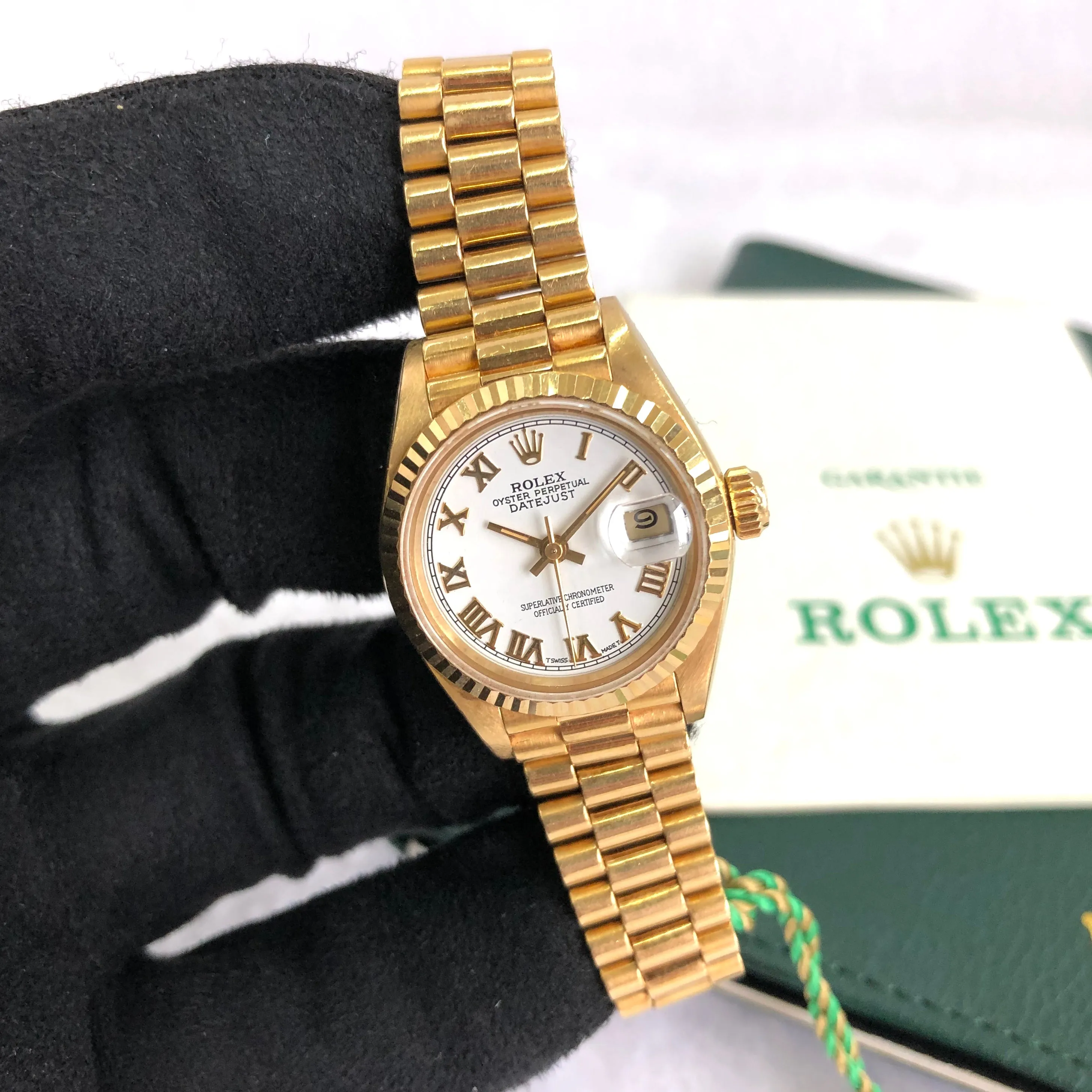 Rolex Lady-Datejust 69178 White Roman Papers c. 1986 Mint President 18k Yellow Gold 26 mm