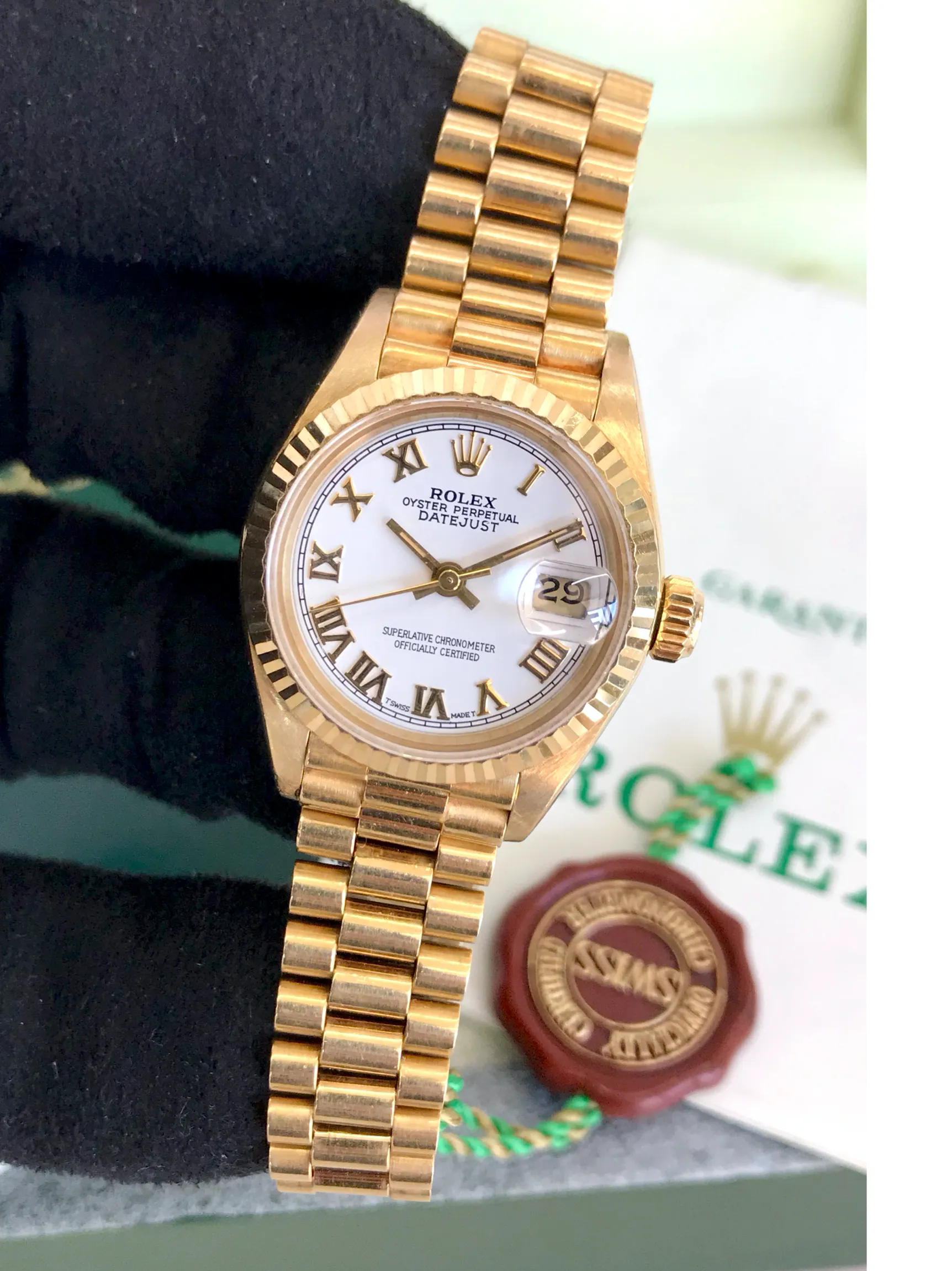 Rolex Lady-Datejust 69178 White Roman Papers c. 1986 Mint President 18k Yellow Gold 26 mm