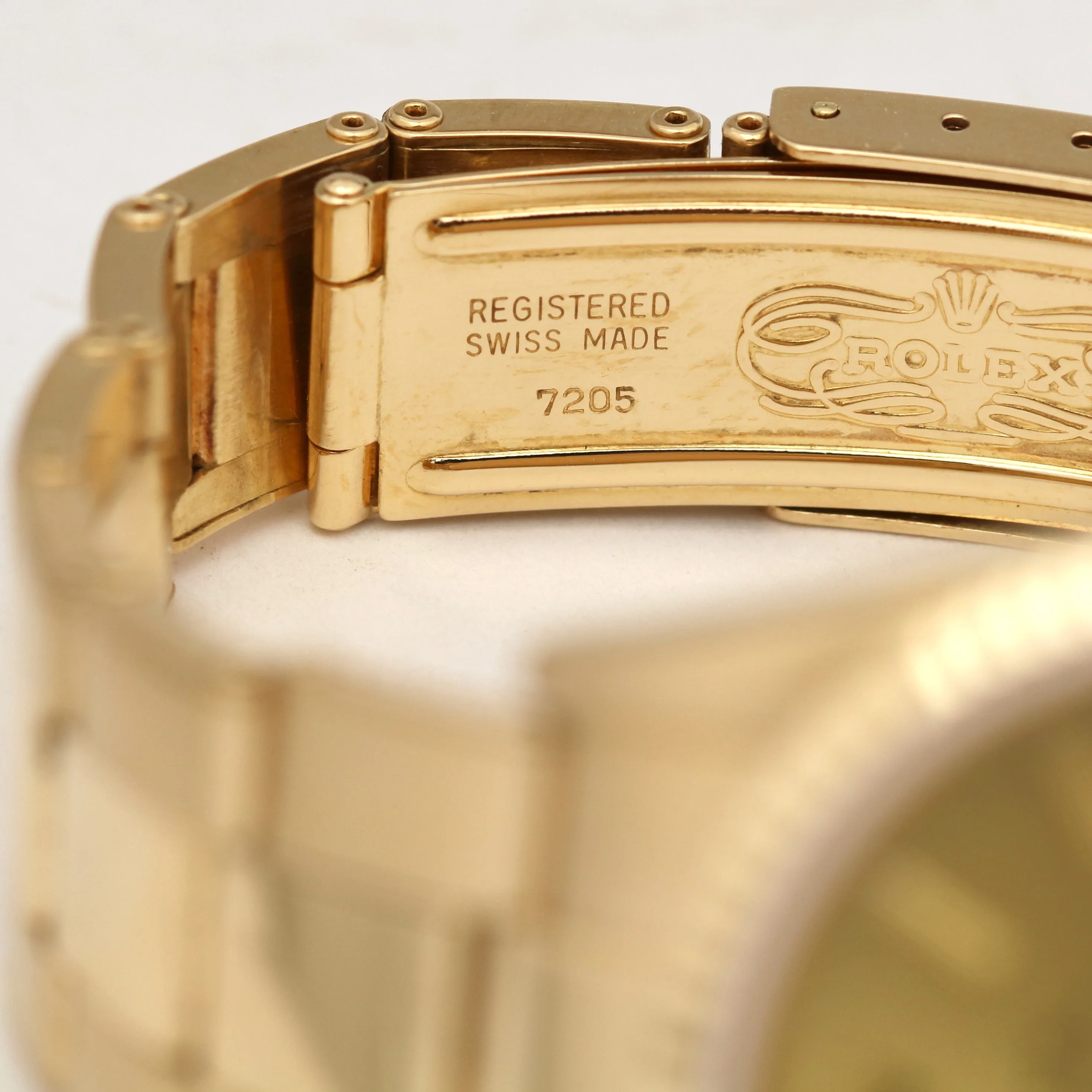 Rolex Oyster Perpetual Date 34mm Champagne Yellow Gold Oyster Watch 15238 BOX