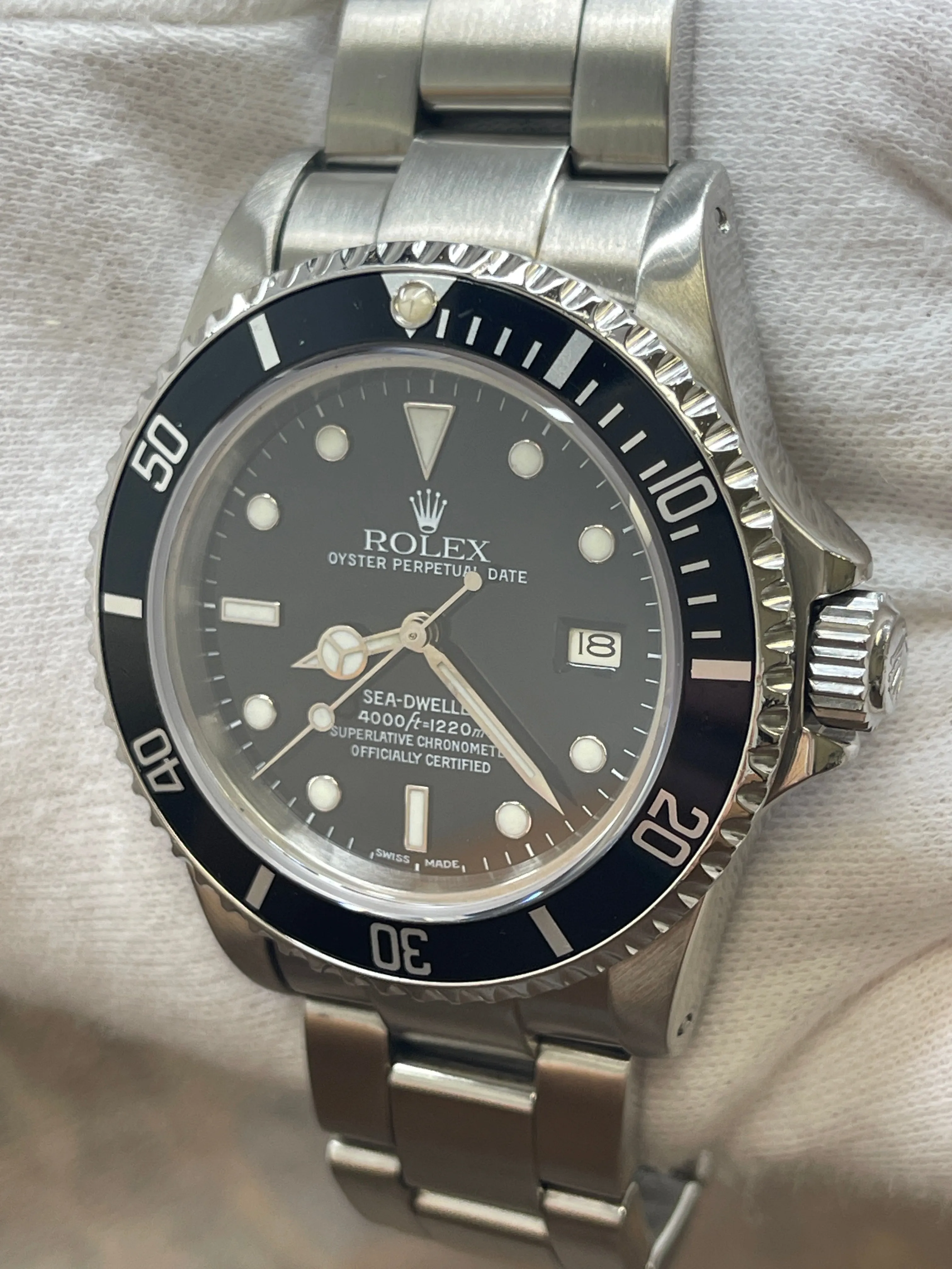 Rolex Sea-Dweller Triple Six 16660 Black Dial Automatic Men's Watch