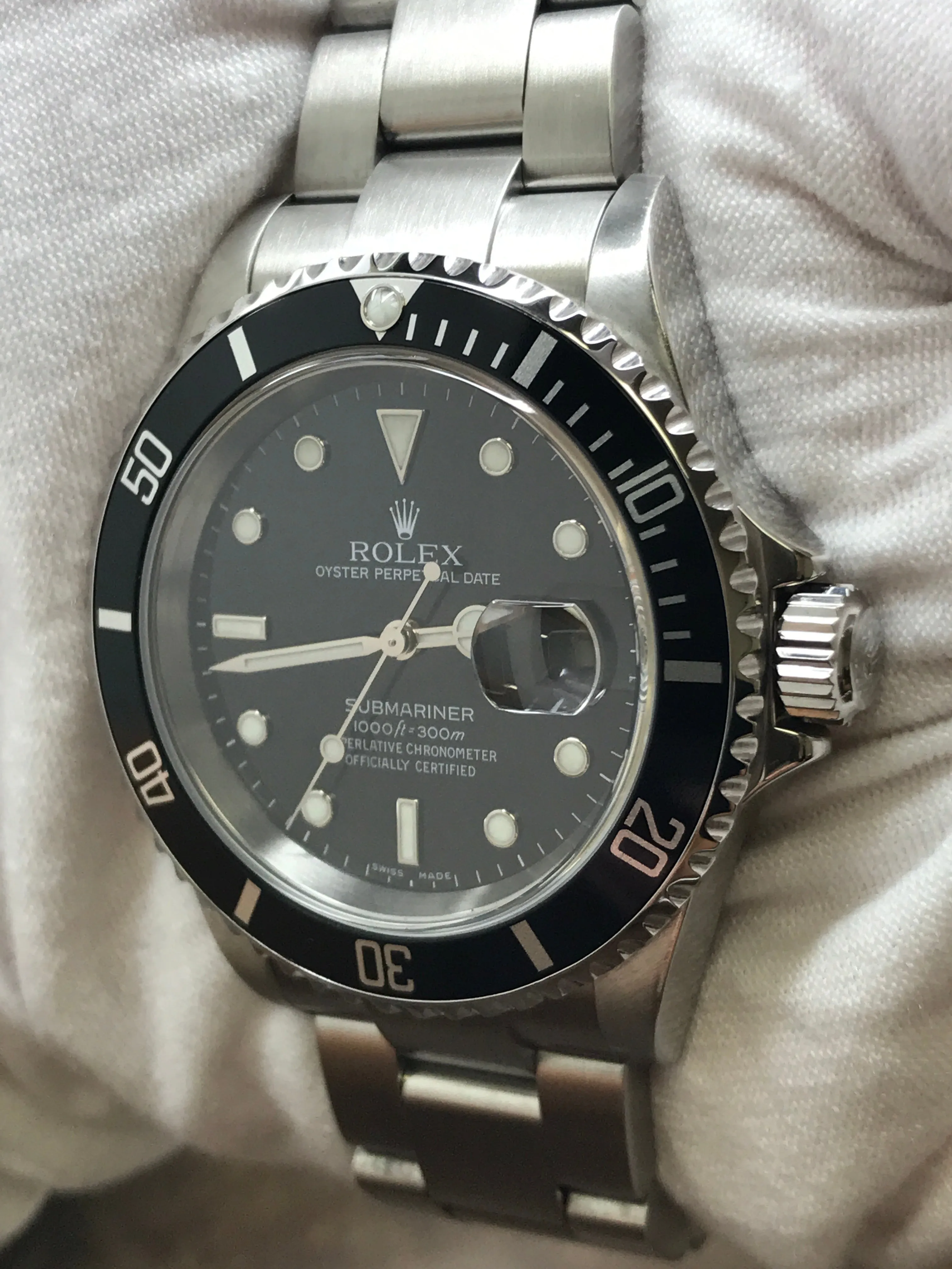 Rolex Submariner Date SEL F serial 16610 Black Dial Automatic Men's Watch