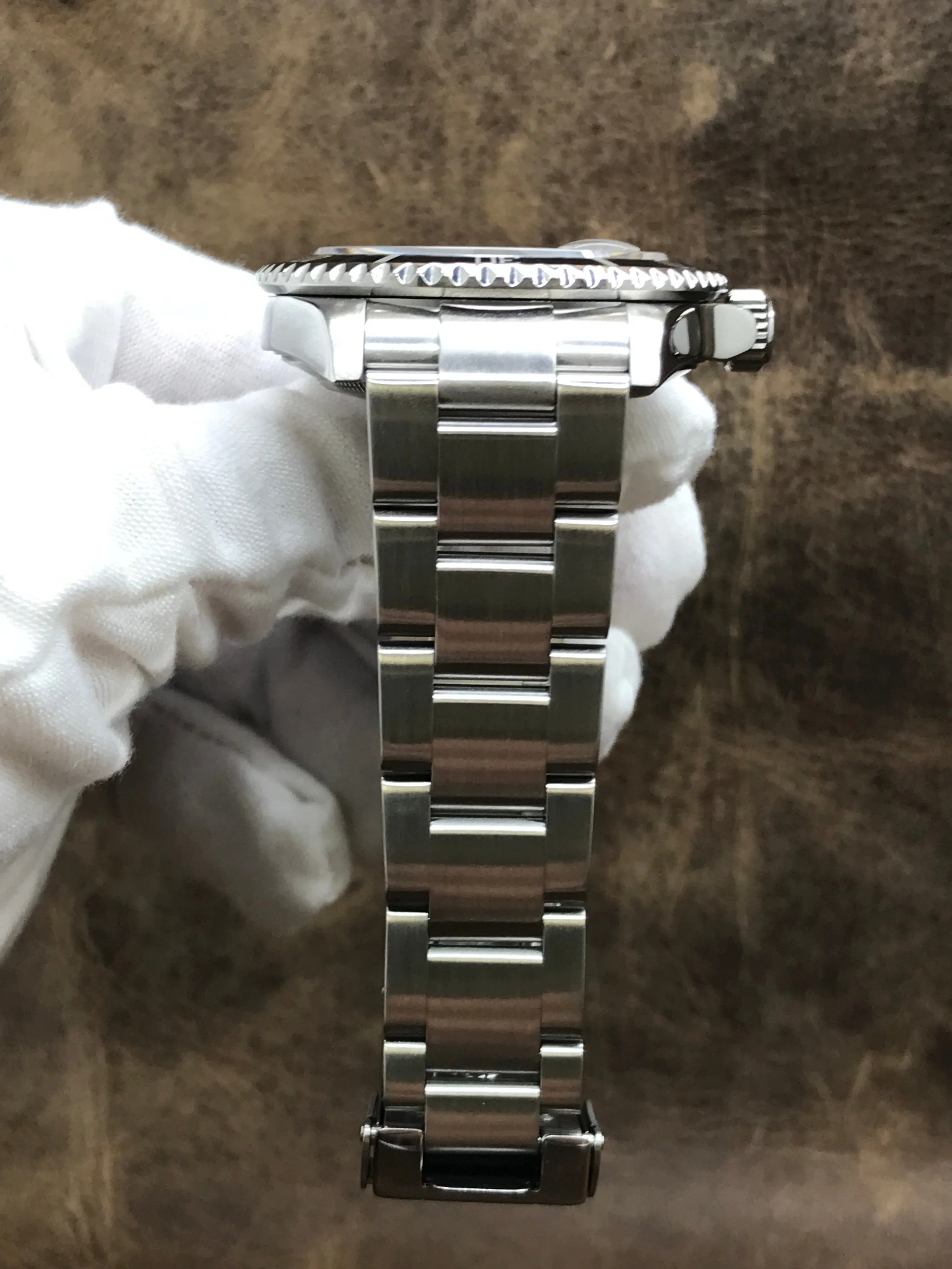 Rolex Submariner Date SEL Z serial 16610 Black Dial Automatic Men's Watch