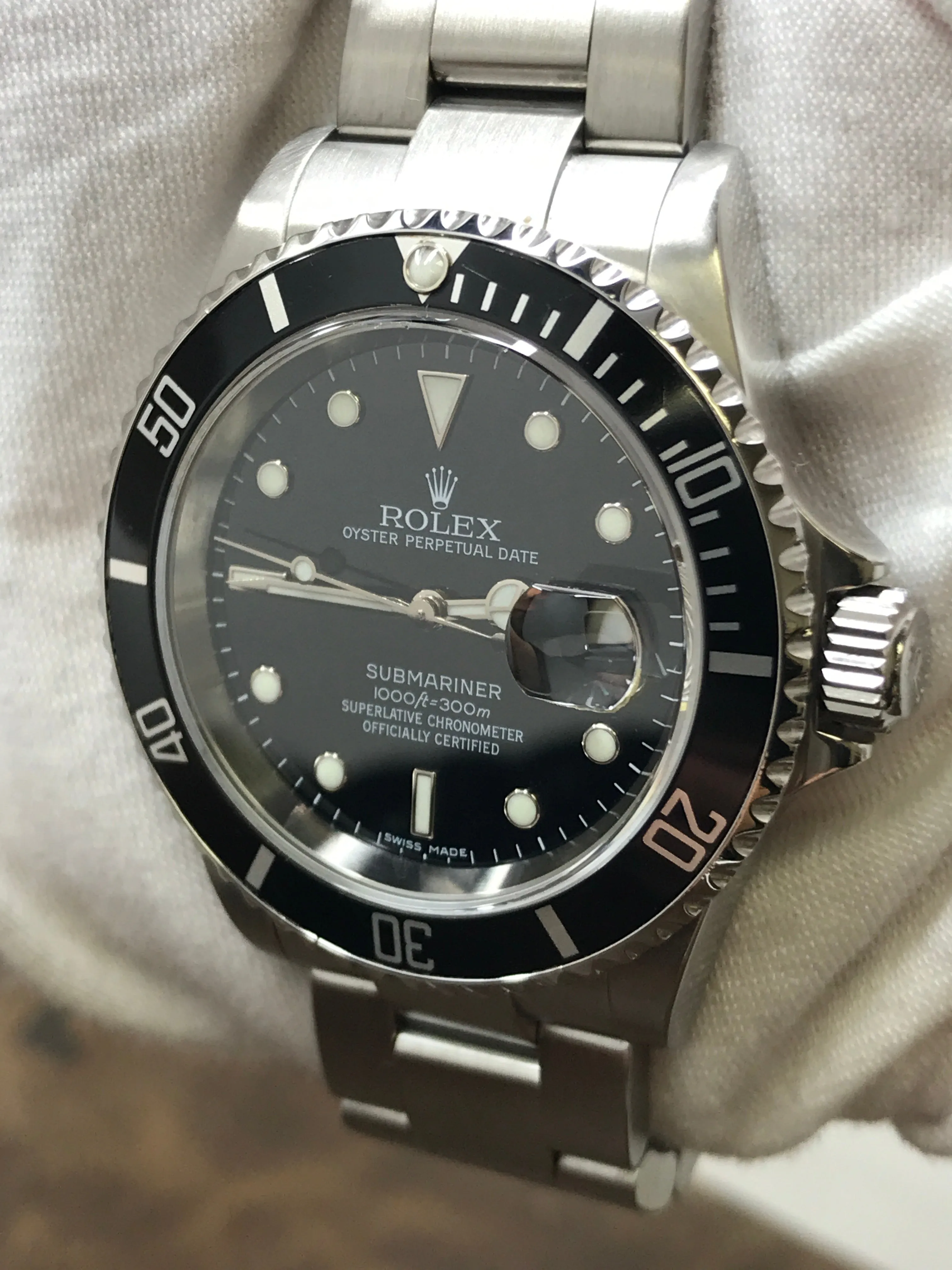 Rolex Submariner Date SEL Z serial 16610 Black Dial Automatic Men's Watch