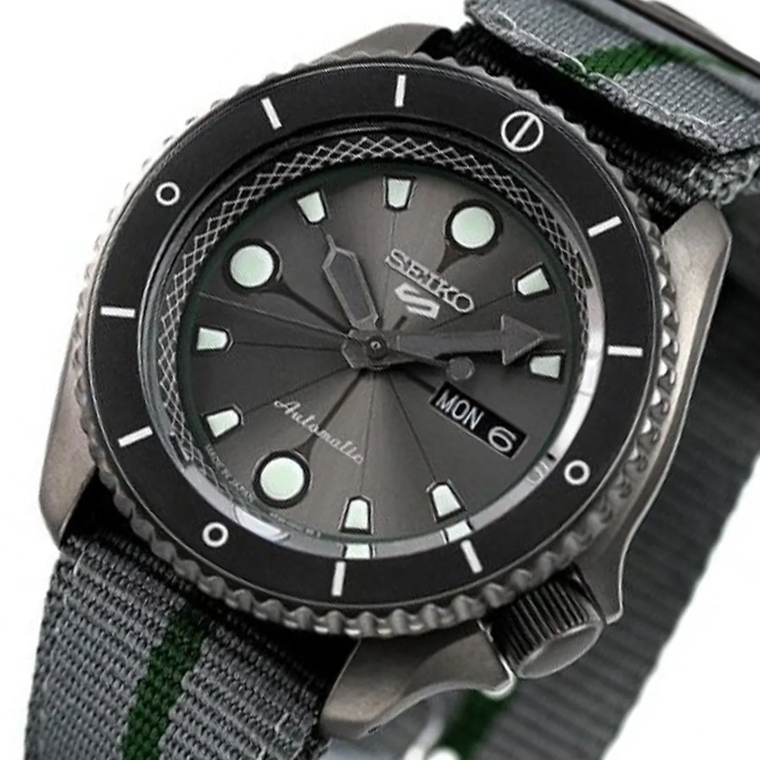Seiko Shikamaru SRPF75K1 SRPF75 SRPF75K Limited Edition Naruto Sports Watch