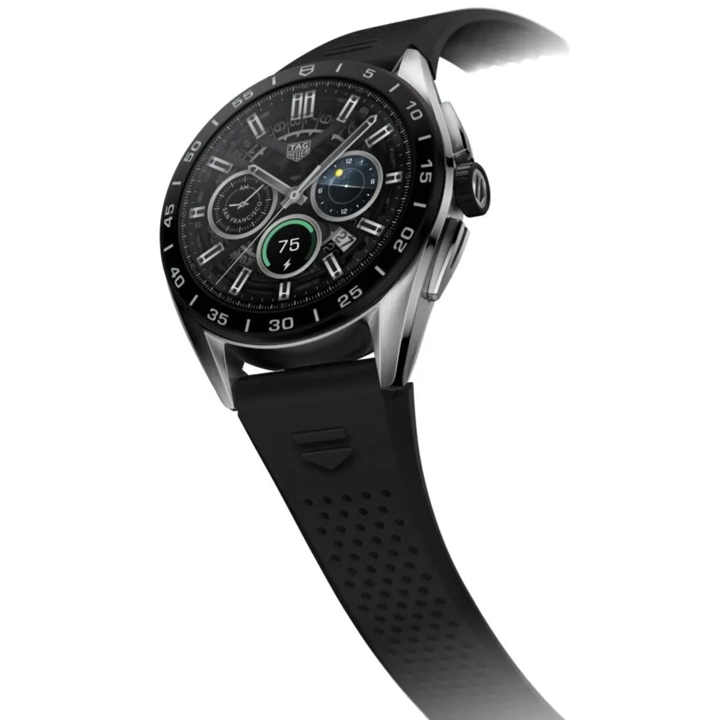 TAG Heuer Connected Calibre E4 with a Black Rubber Strap, 45mm