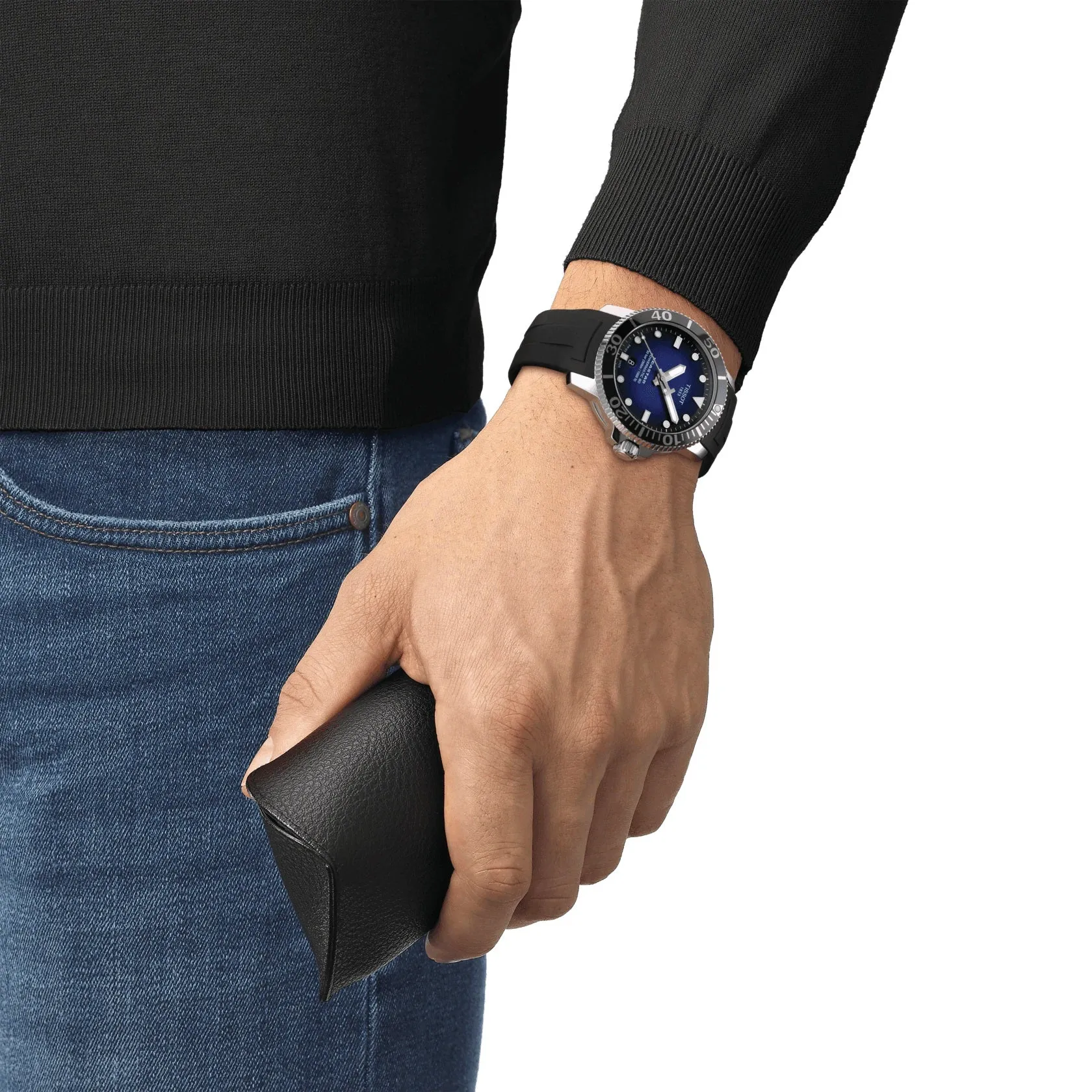 Tissot Seastar 1000 Powermatic 80 Mens Blue Dial Black Rubber Strap Watch