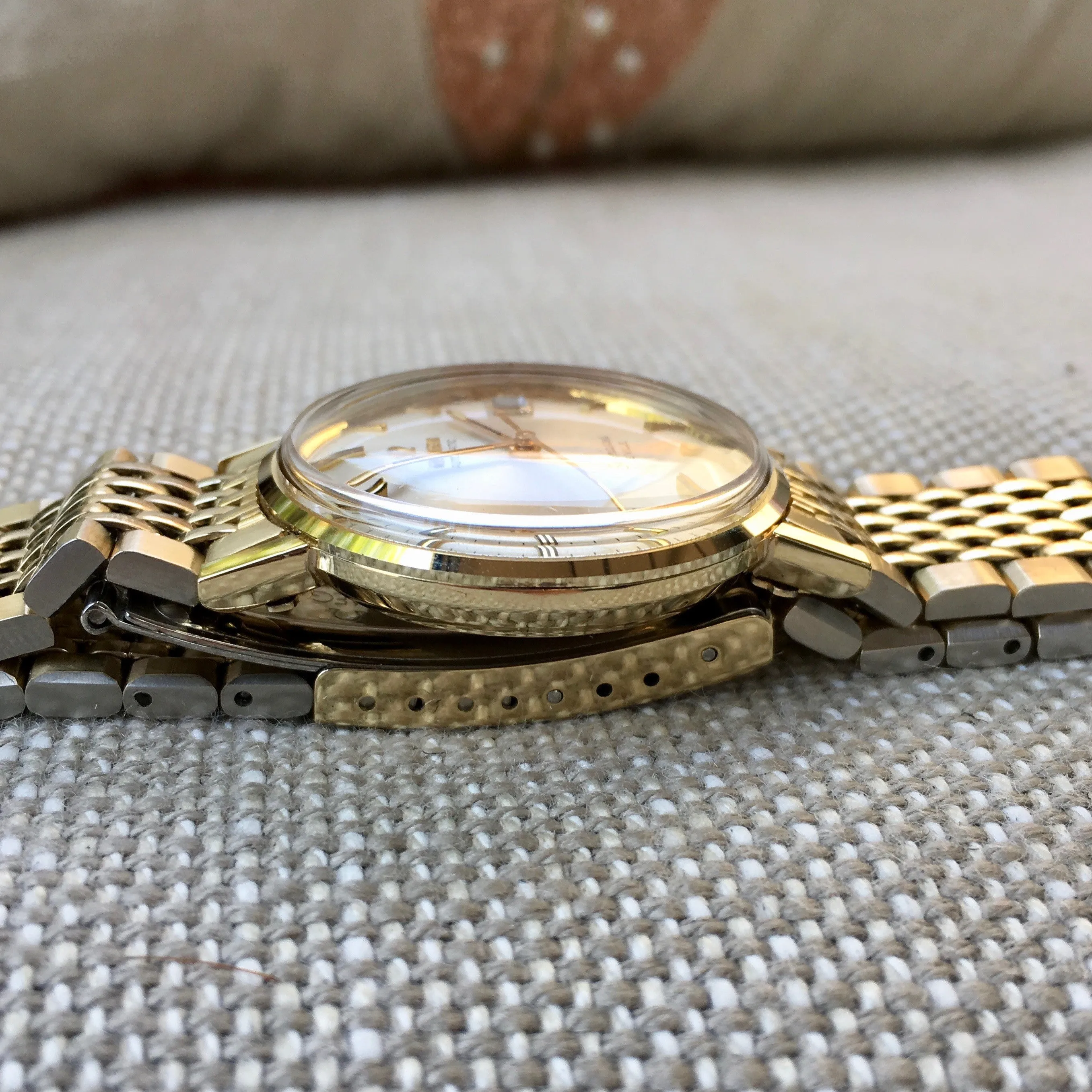 Vintage Omega Seamaster De Ville Date 6292 Gold Filled Automatic Wristwatch Box and Papers New Old Stock