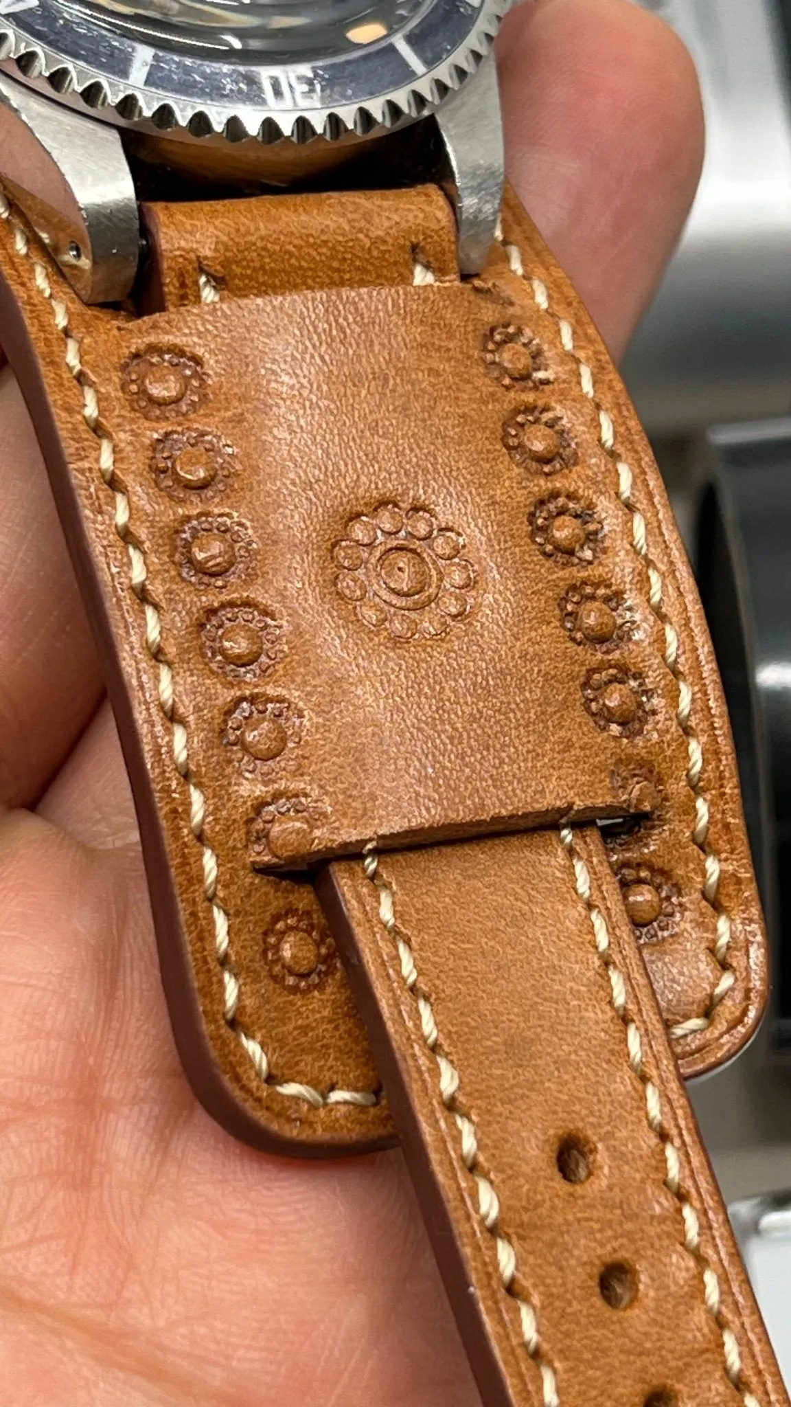 Watch Strap 19mm 20mm 22mm, vegetable tanned leather Watch Band, Wristwatch Band with Flower Pattern Engraving, Christmas Gift Ideas for her
