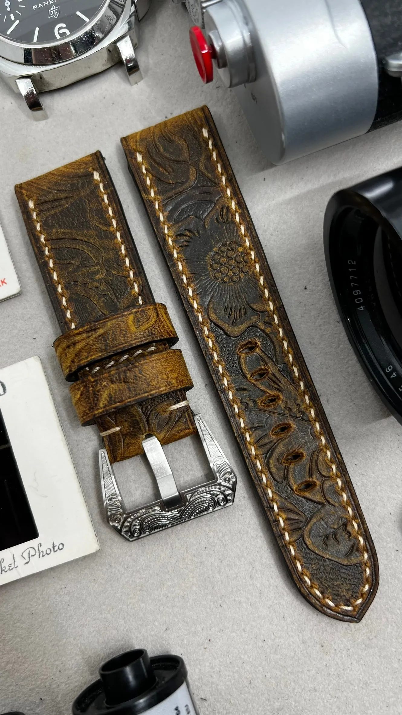 Watch Strap 24mm 26mm, Best Watch Band in Leather Engraving, Handmade Two Piece Watchstraps 20mm, Wristwatch Band, Personalise Gift ideas
