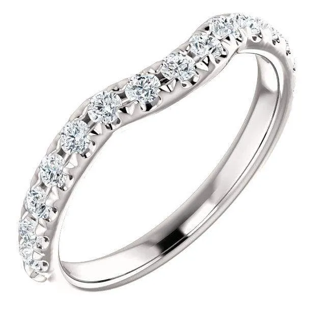 WB0082M ~ MOISSANITE BAND