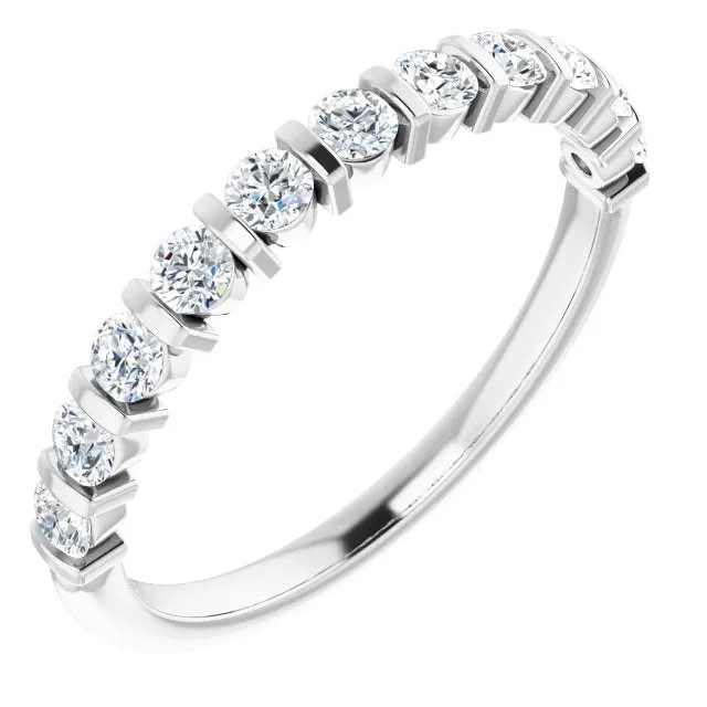WBM0156 ~ MOISSANITE BAND