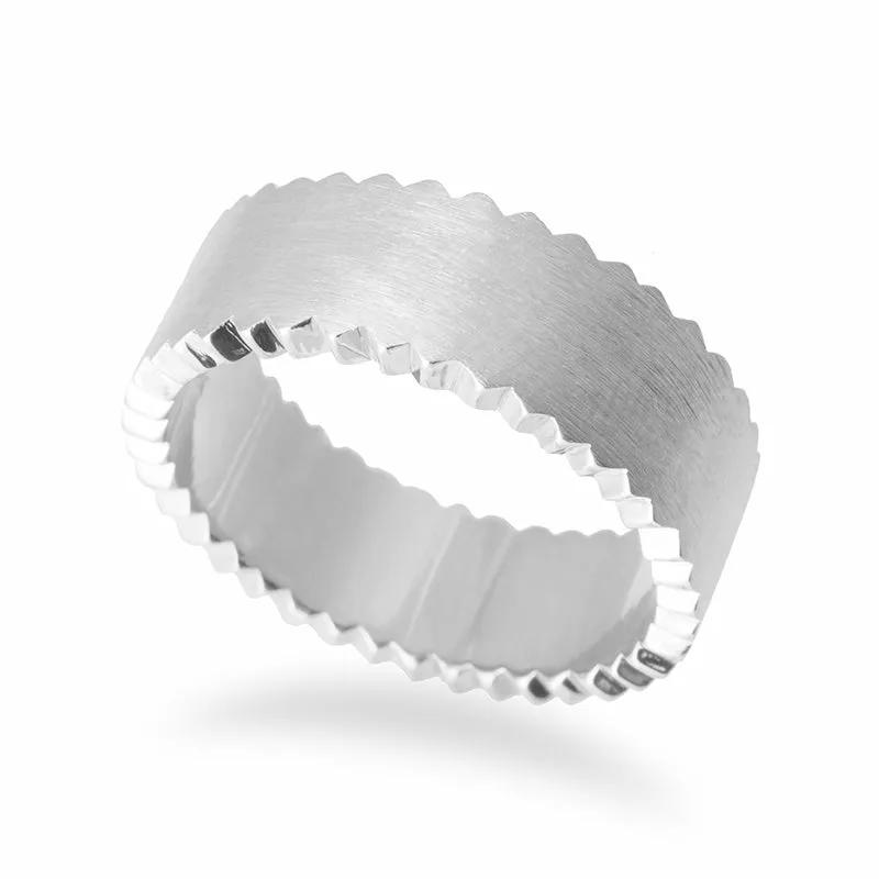 Zig-Zag Edge Wedding Band